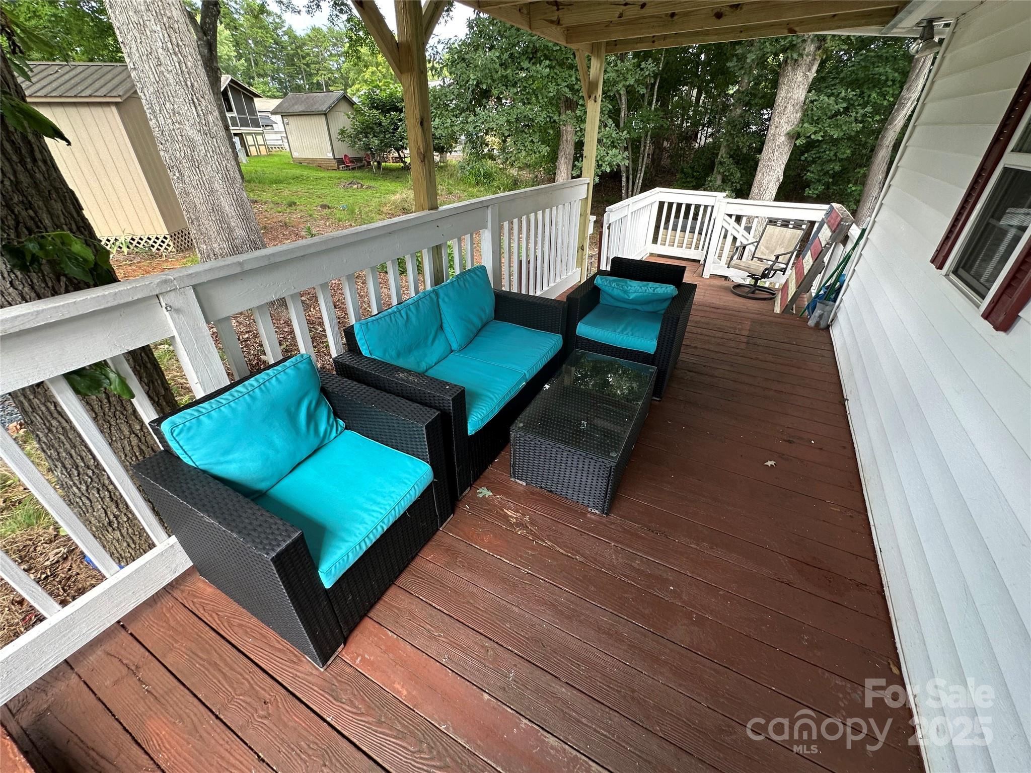 105 Marina Lane — New London