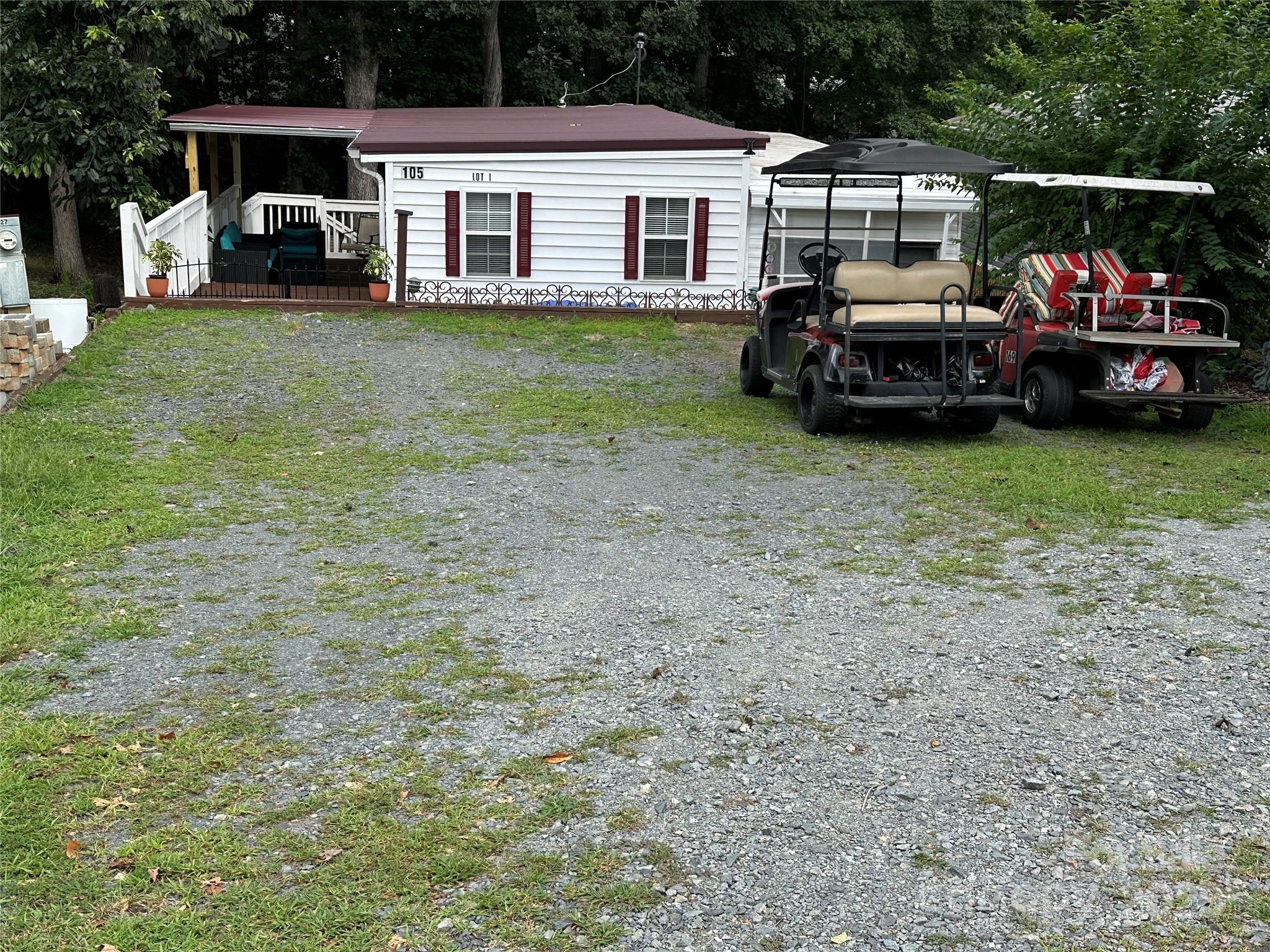 105 Marina Lane — New London