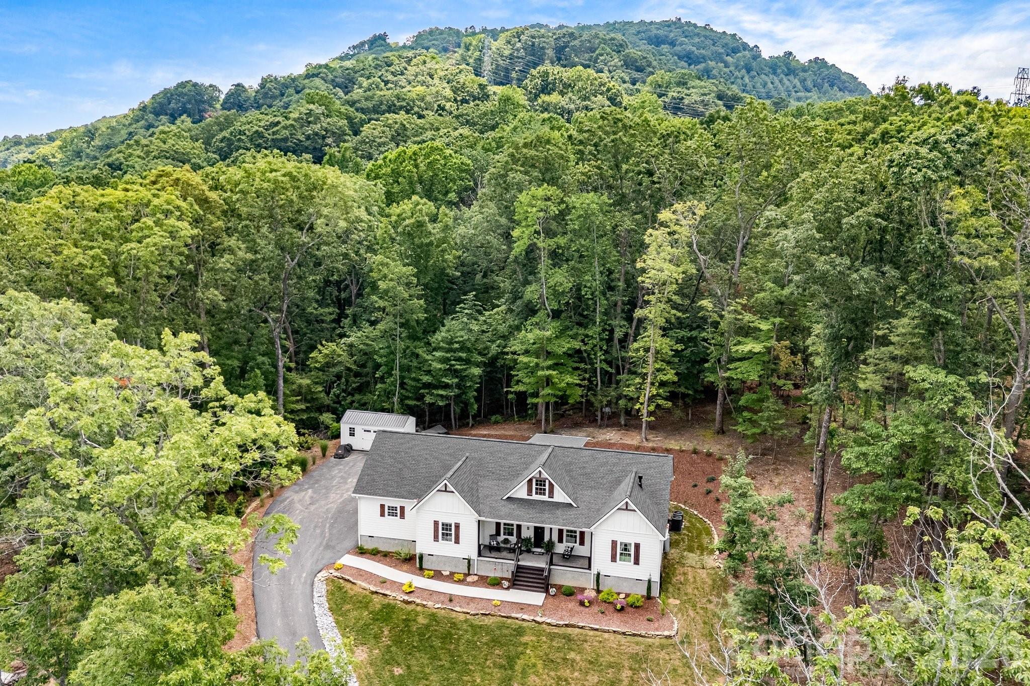 70 Jp Huggins Drive — Hendersonville