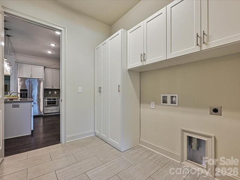 2034 Laney Pond Road — Matthews