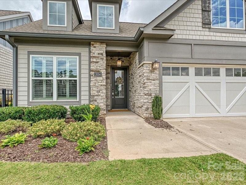 2034 Laney Pond Road — Matthews