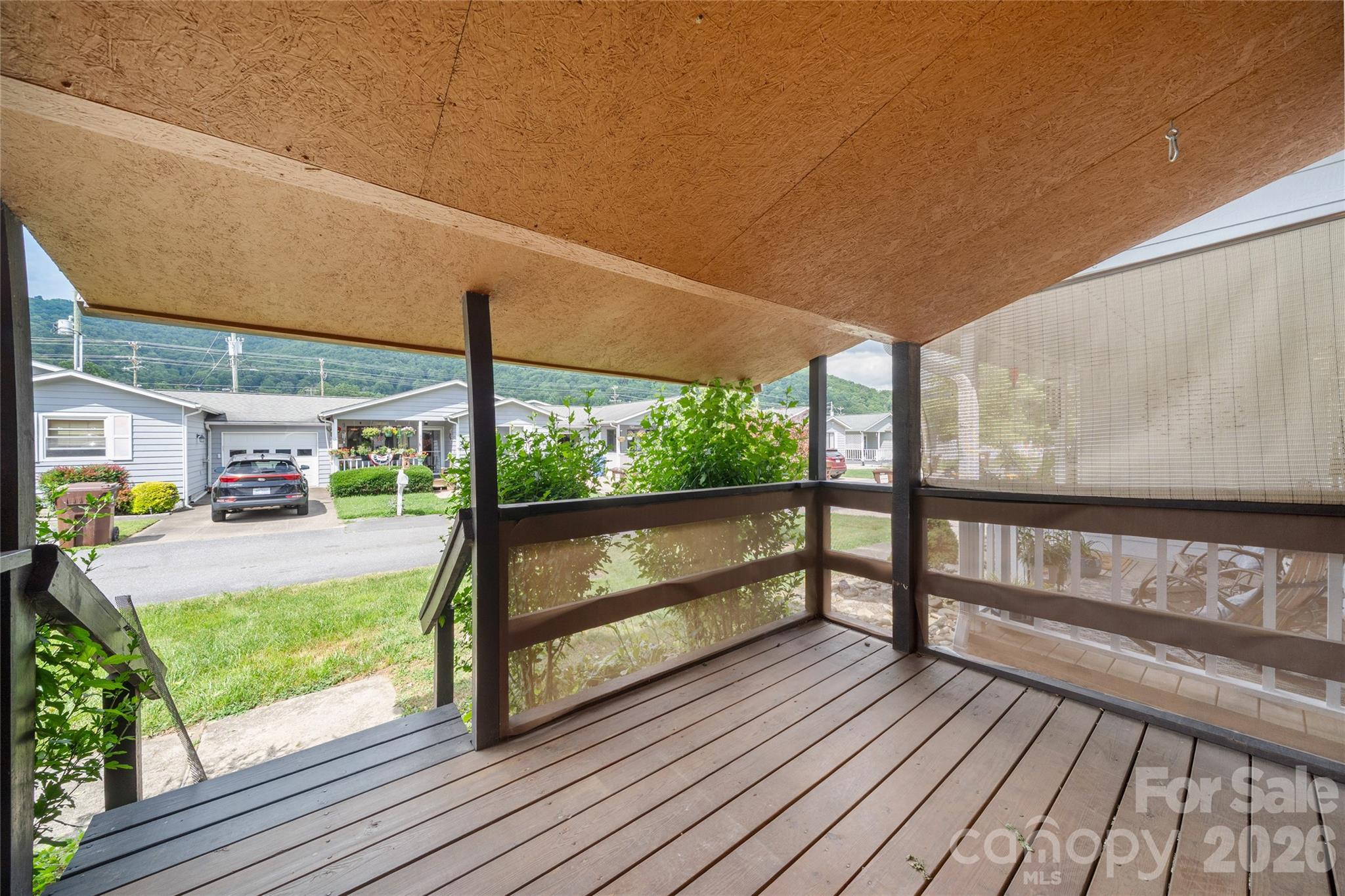 94 Market Street — Maggie Valley