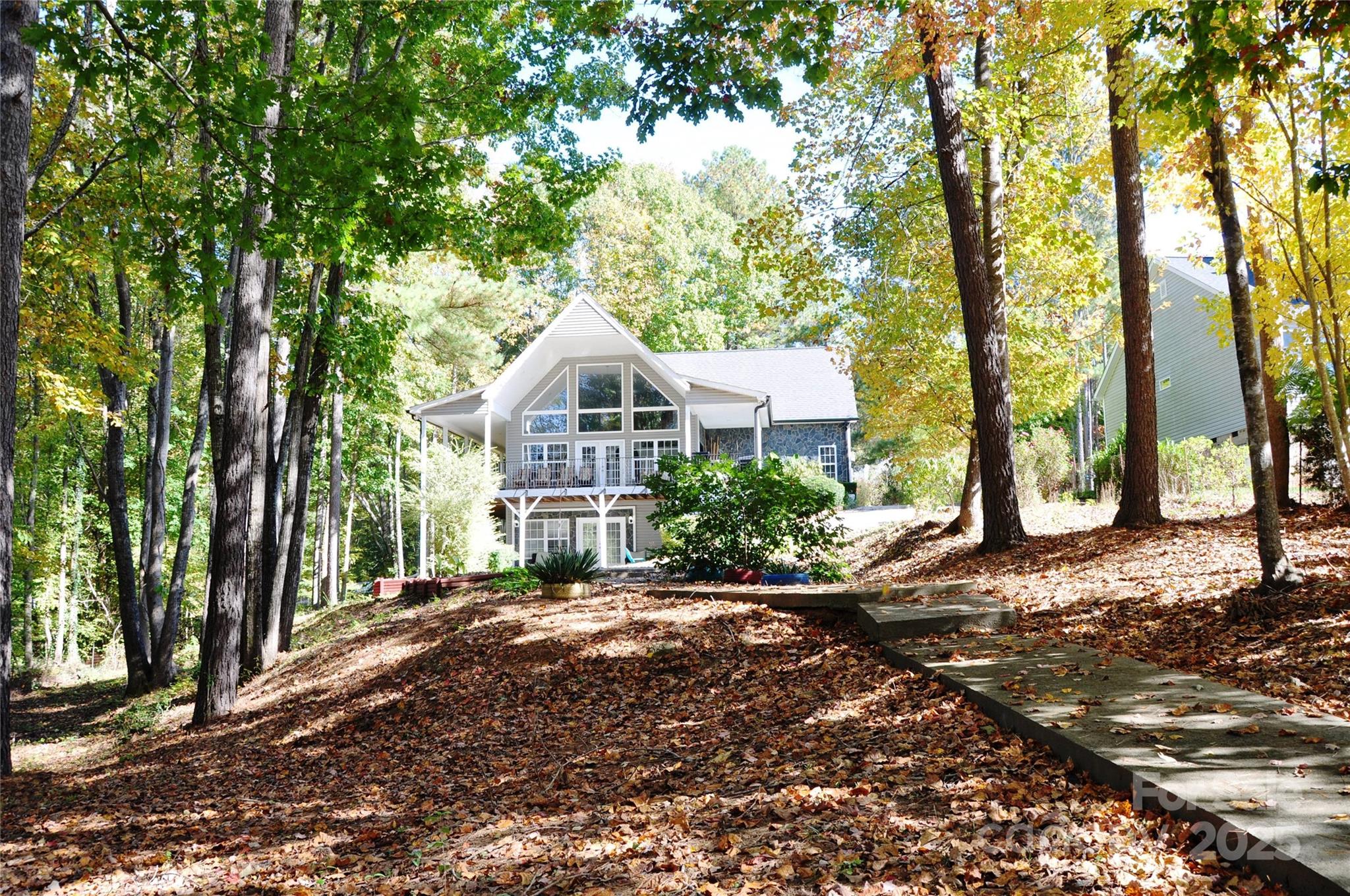 3645 Lake Bluff Drive — Sherrills Ford