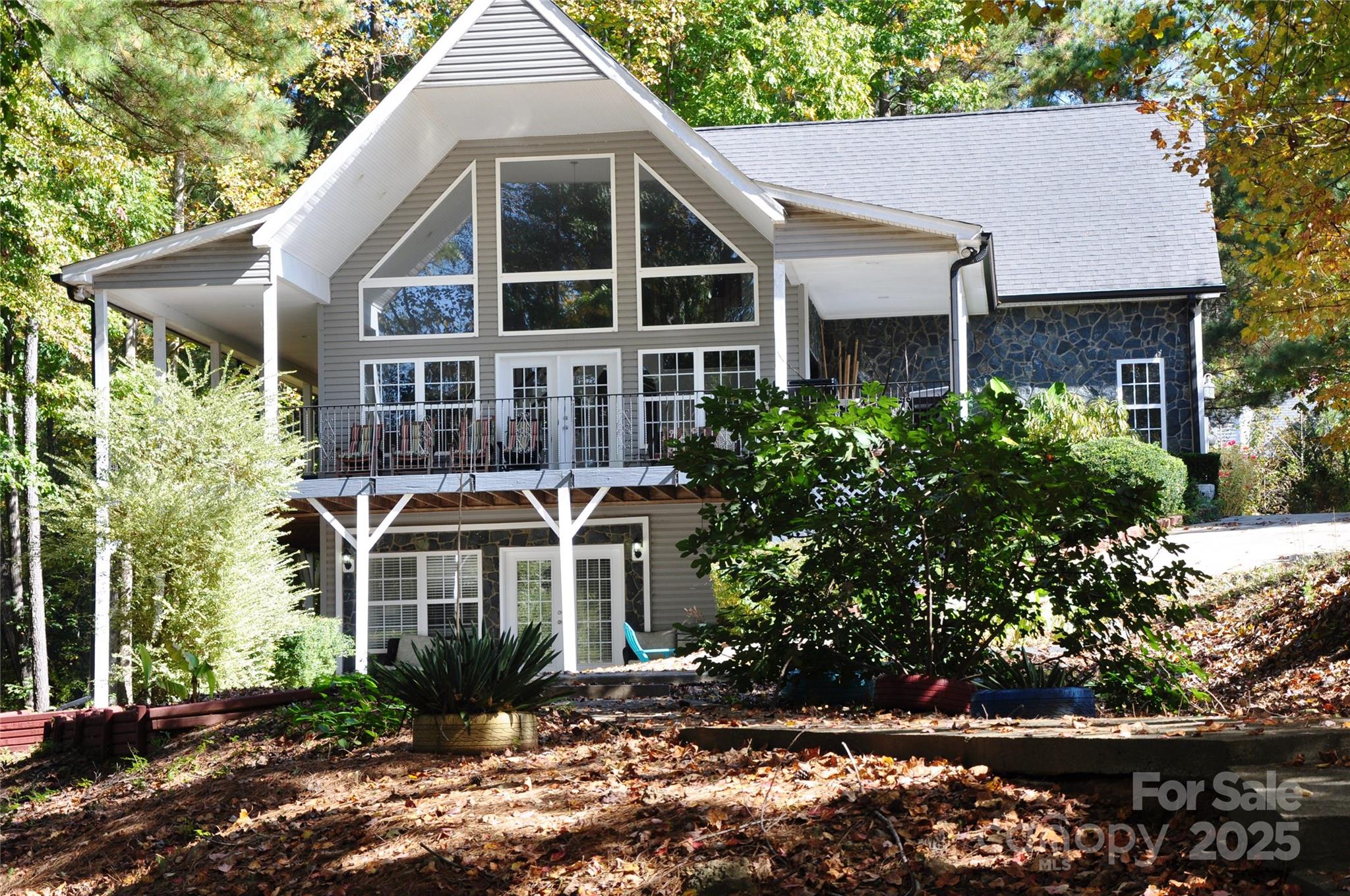 3645 Lake Bluff Drive — Sherrills Ford