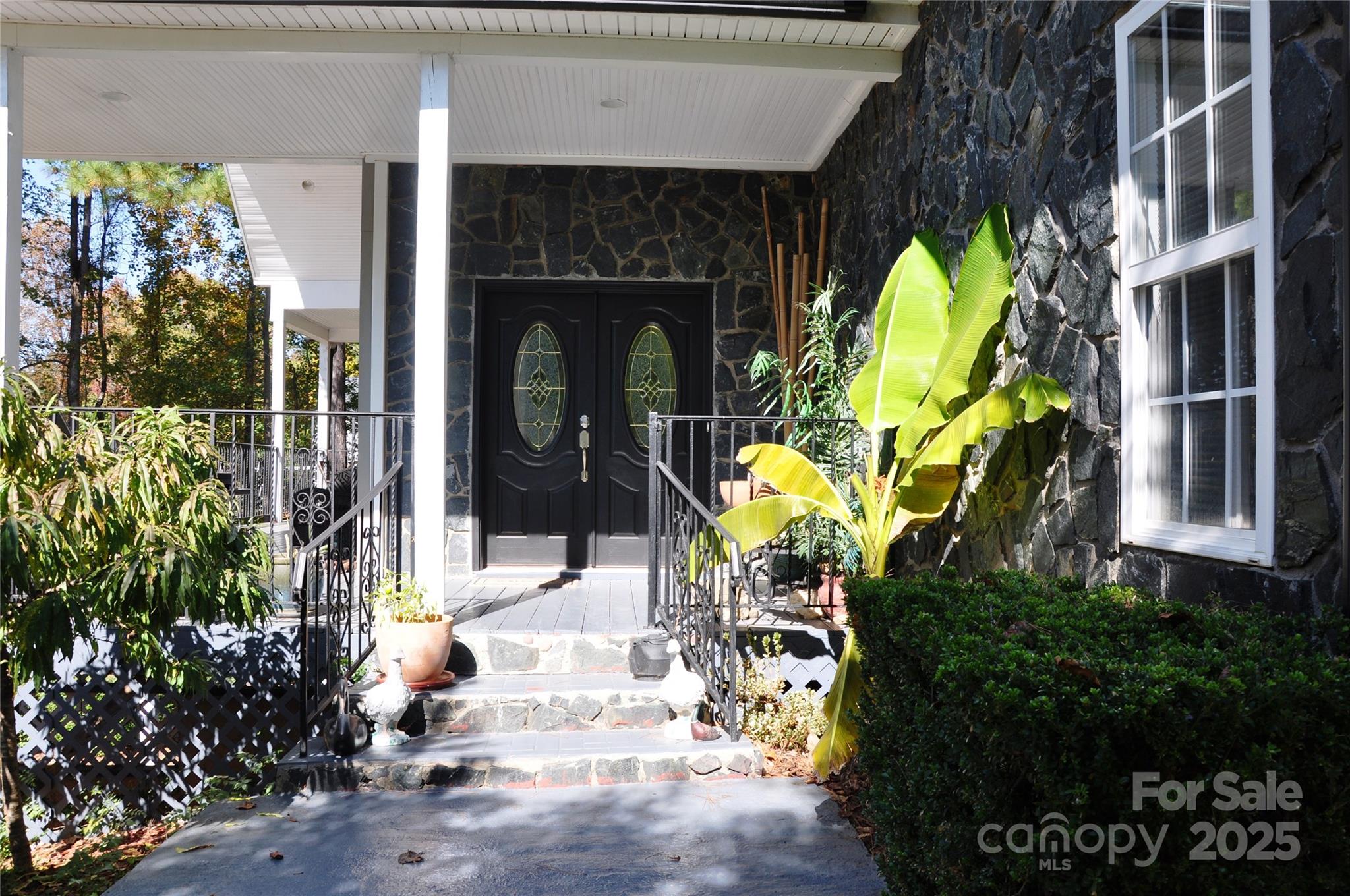 3645 Lake Bluff Drive — Sherrills Ford