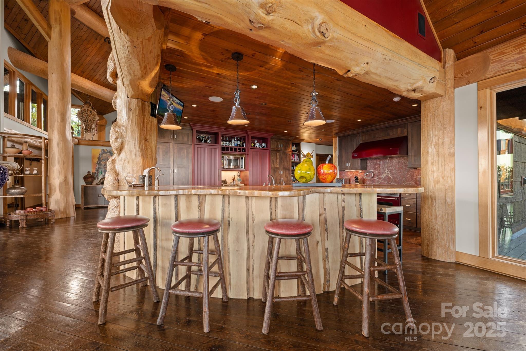 2910 Eagles Nest Trail — Banner Elk