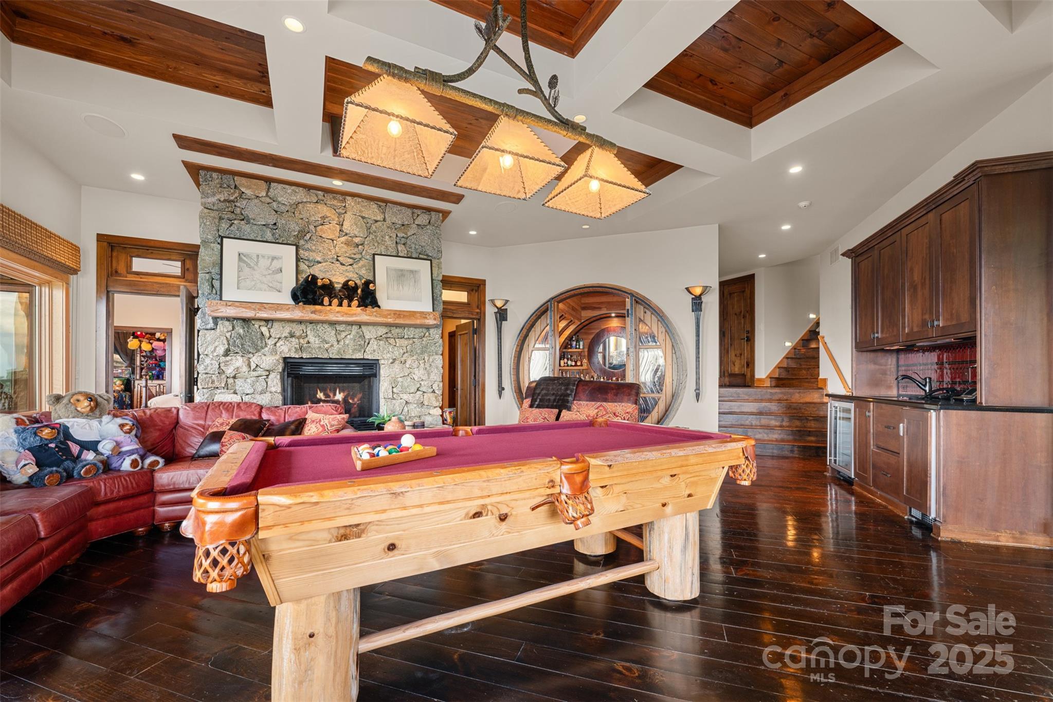2910 Eagles Nest Trail — Banner Elk
