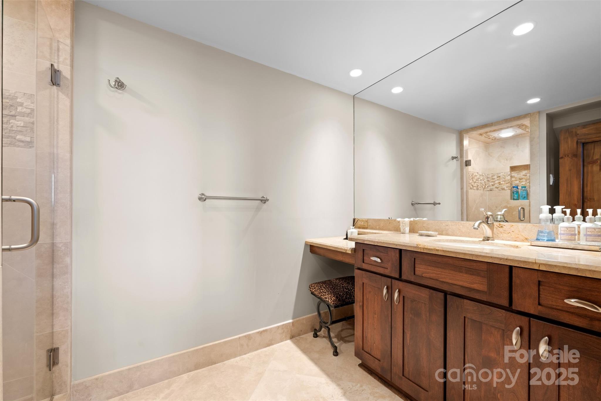 2910 Eagles Nest Trail — Banner Elk