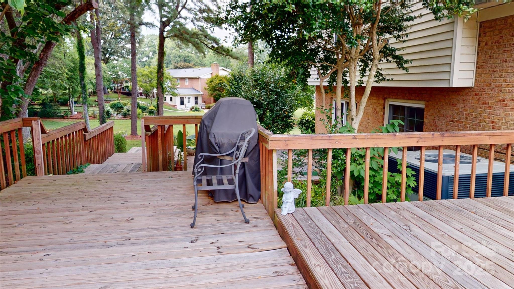 1112 Martha Drive — Monroe