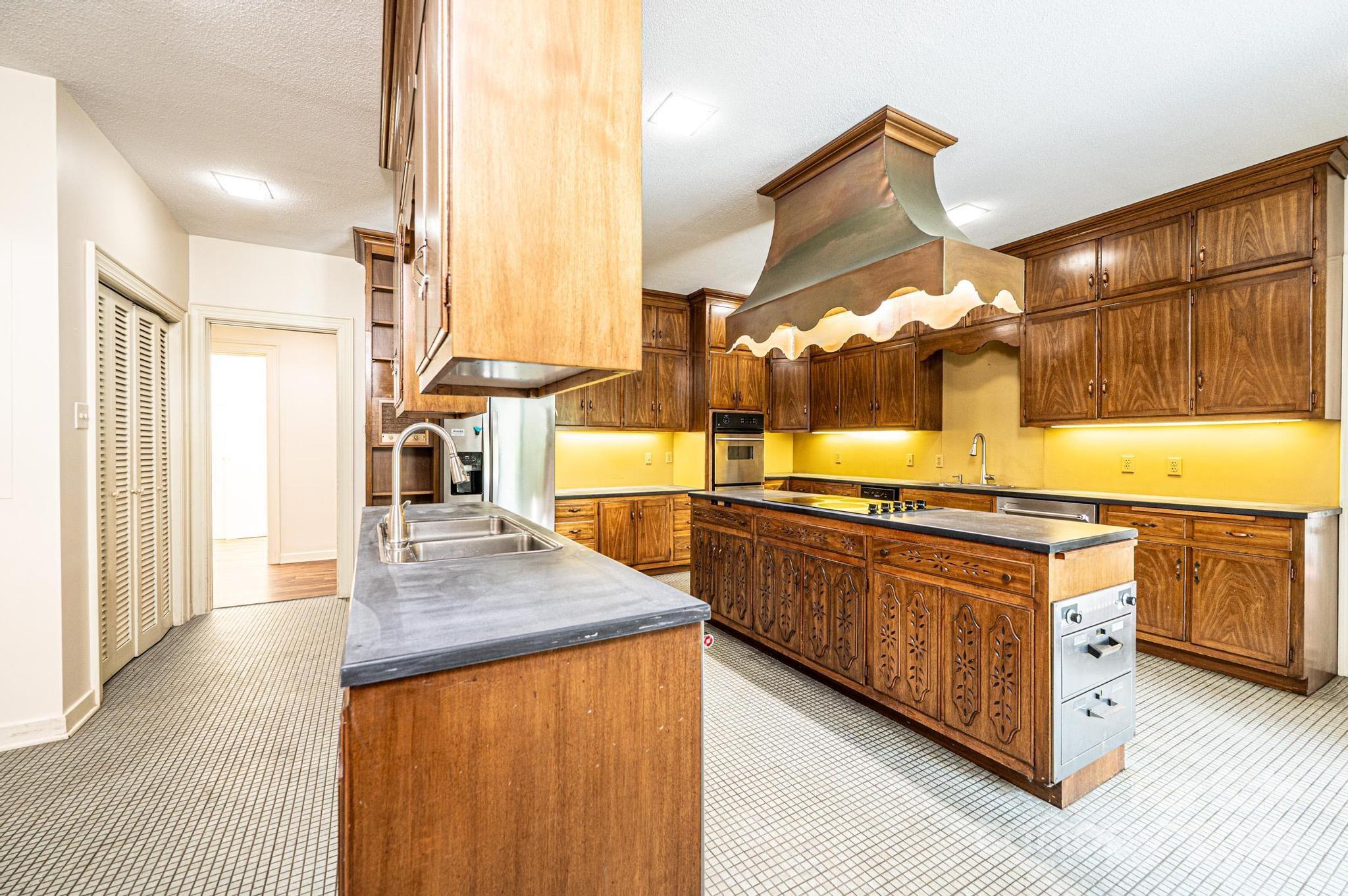 153 Hillhaven Place SE — Lenoir