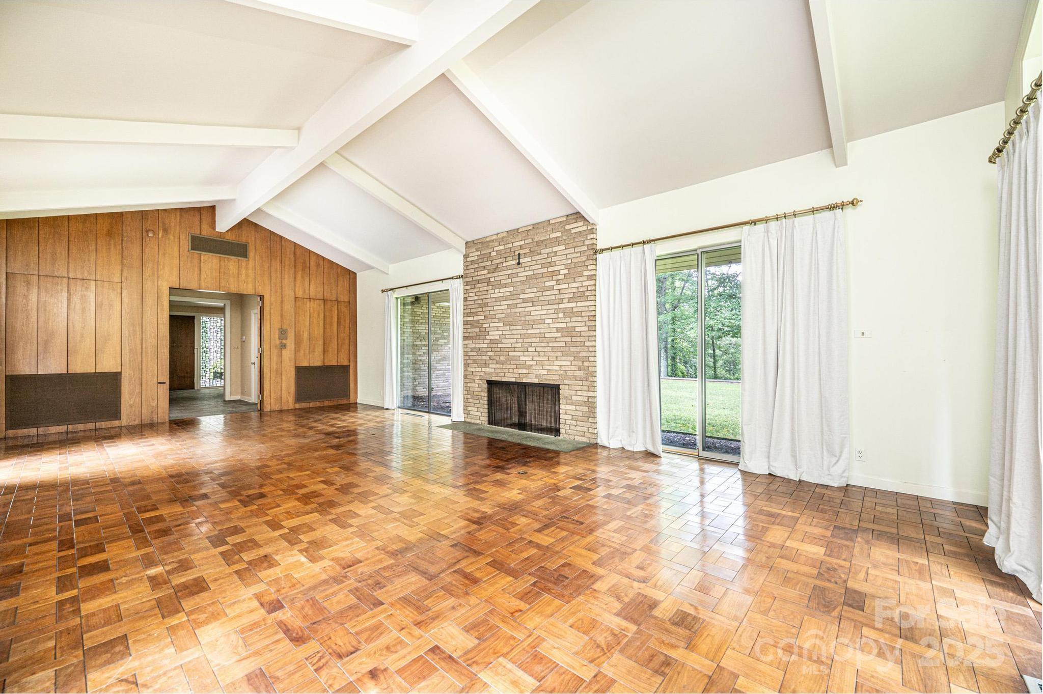 153 Hillhaven Place SE — Lenoir