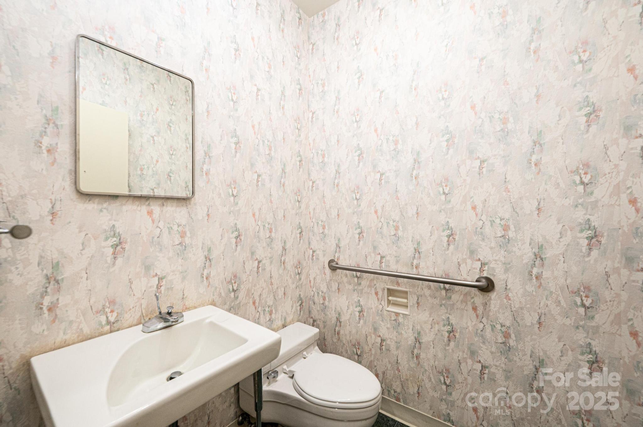 153 Hillhaven Place SE — Lenoir