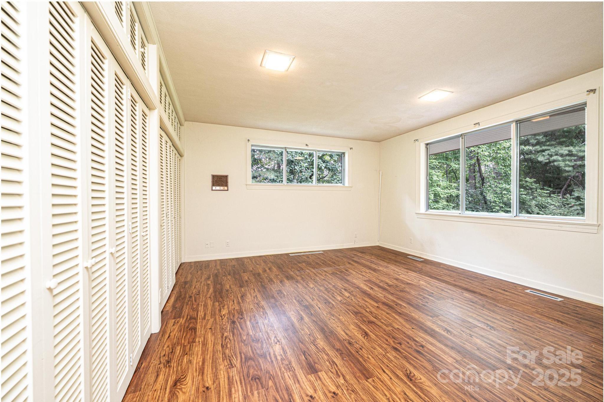 153 Hillhaven Place SE — Lenoir