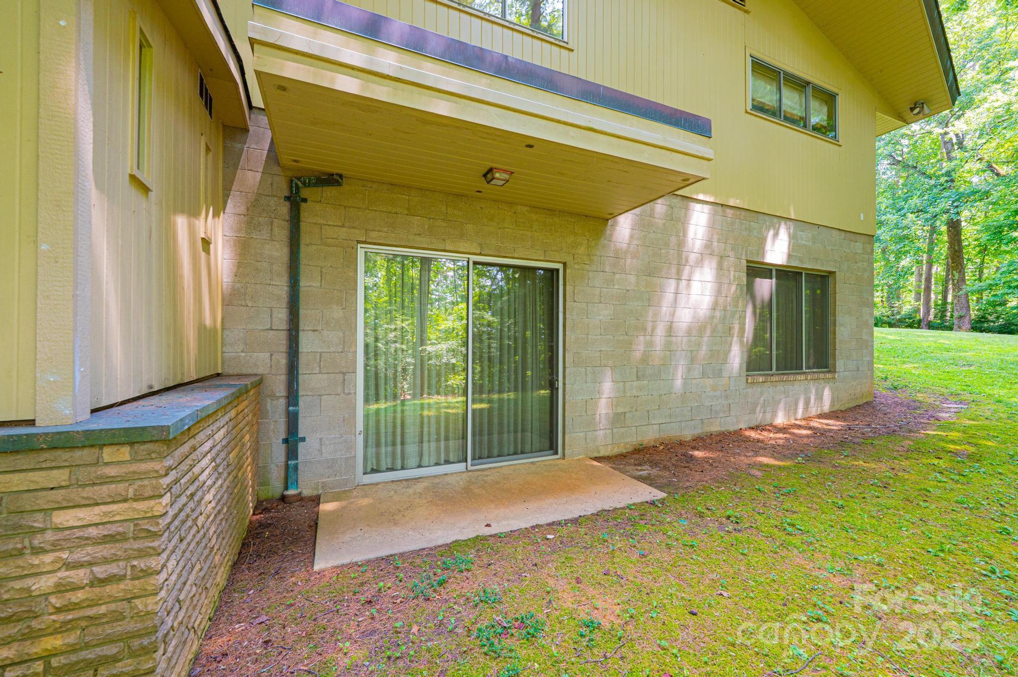 153 Hillhaven Place SE — Lenoir