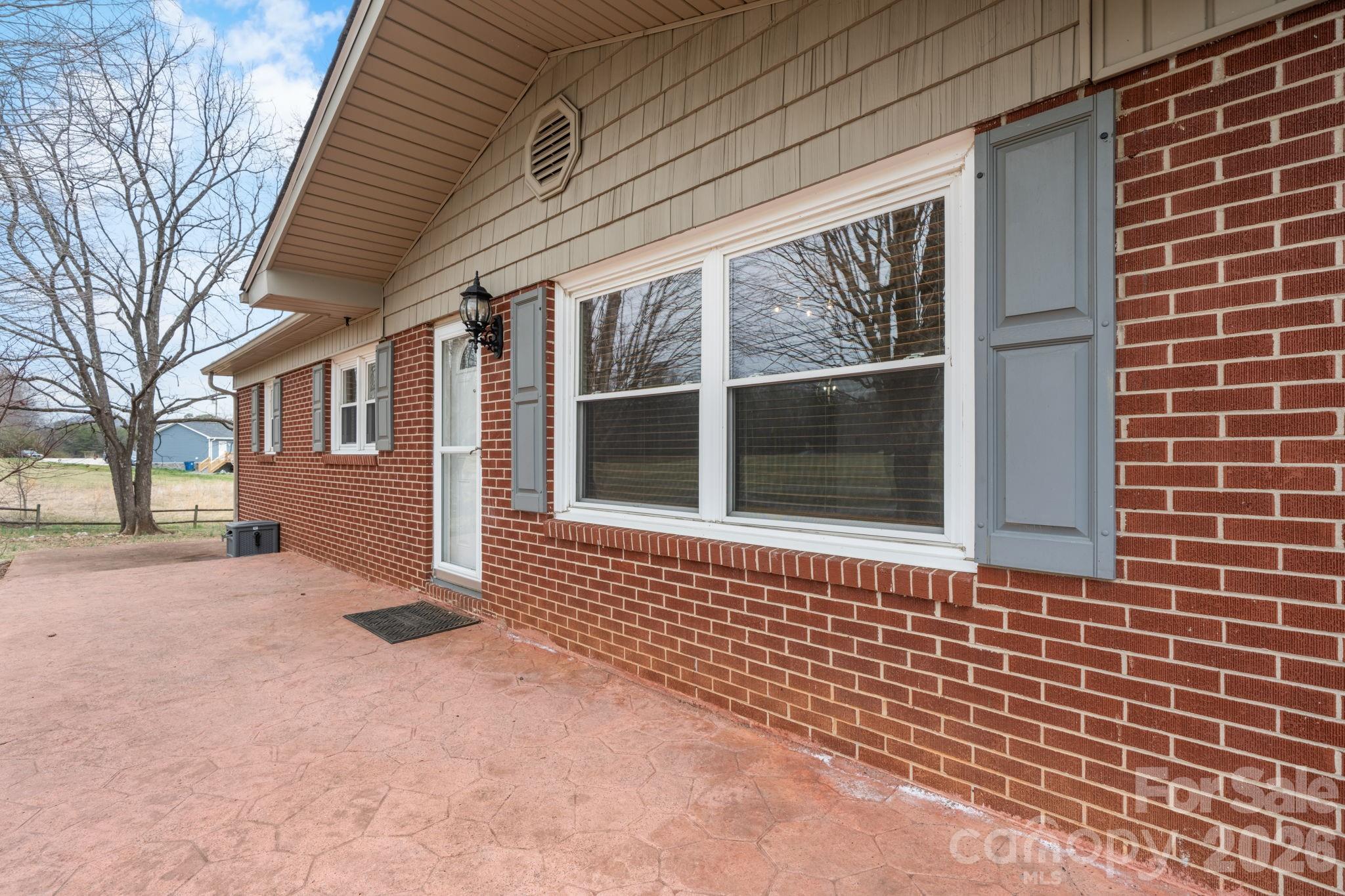 309 Sheldon Street — Hudson