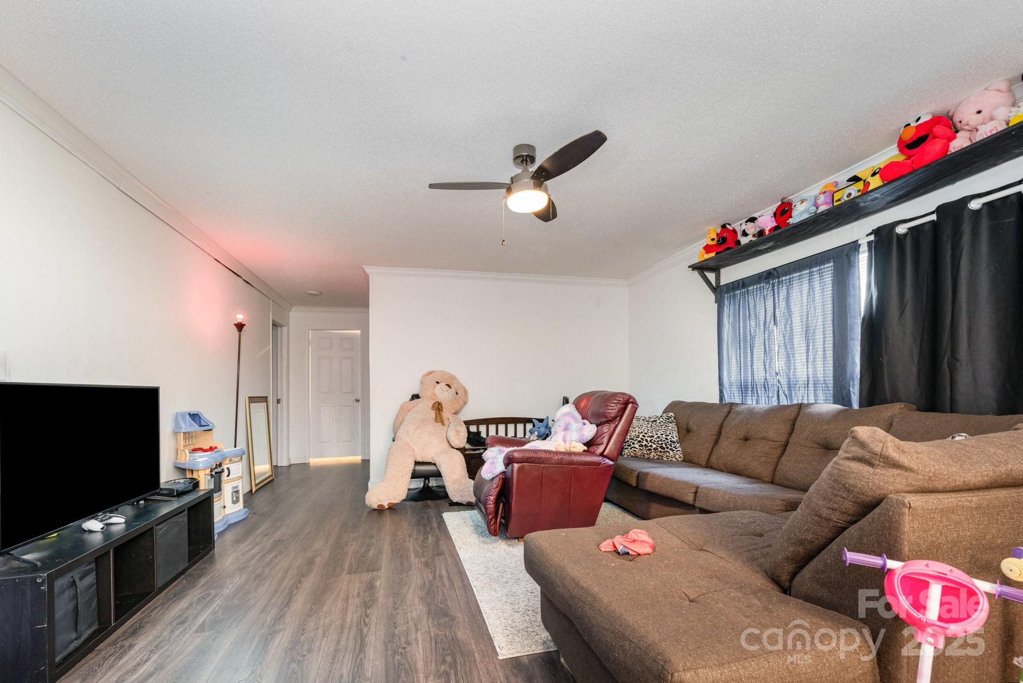6555 Mcintosh Road — Stanley