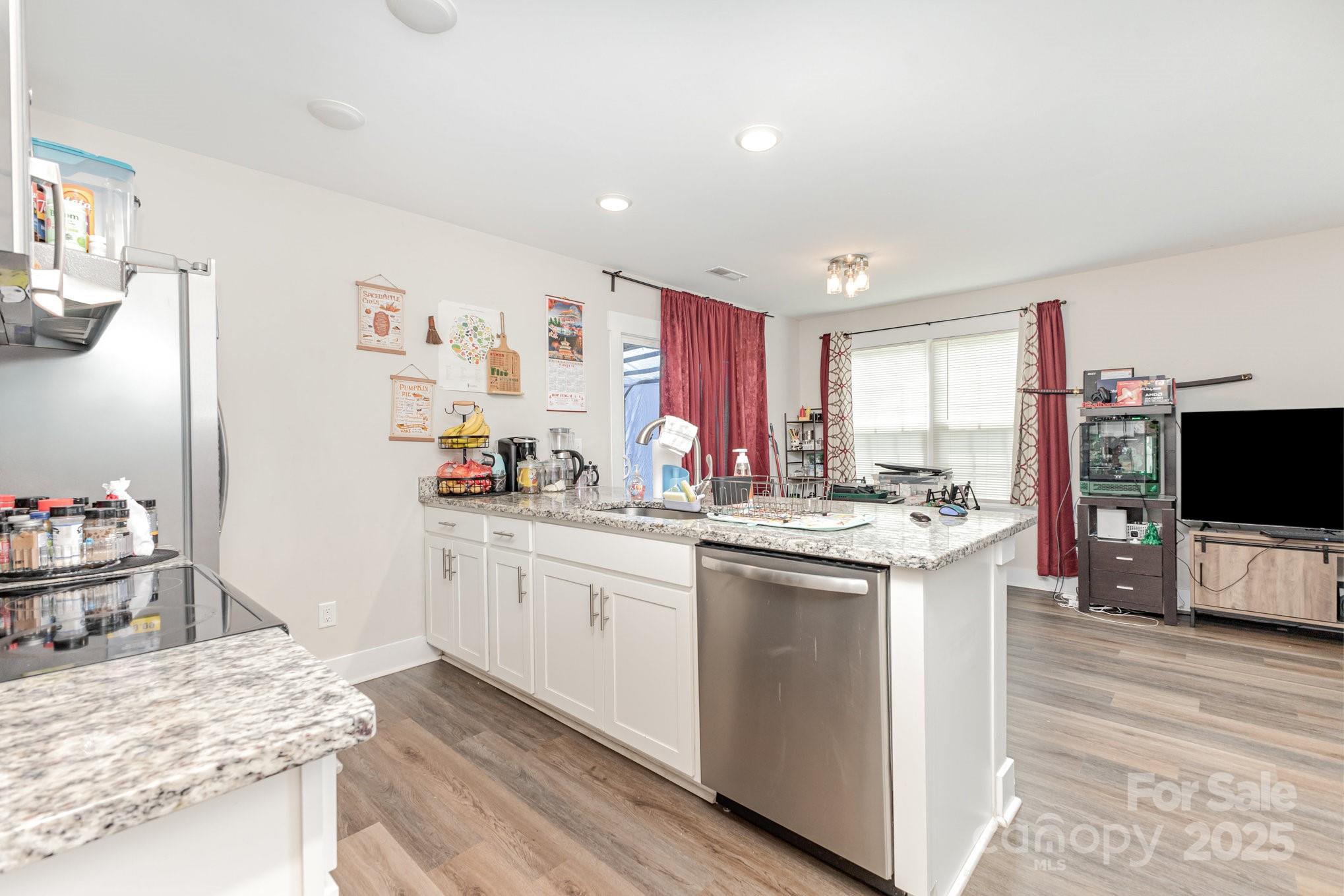 1050 Rush Street — Albemarle