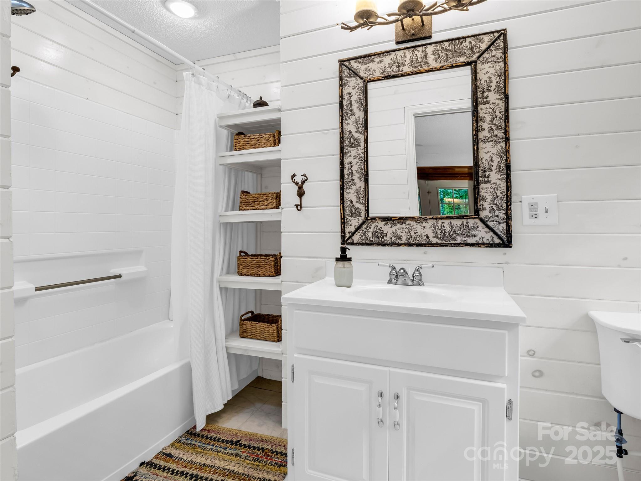 116 Chalet Road — Lake Lure