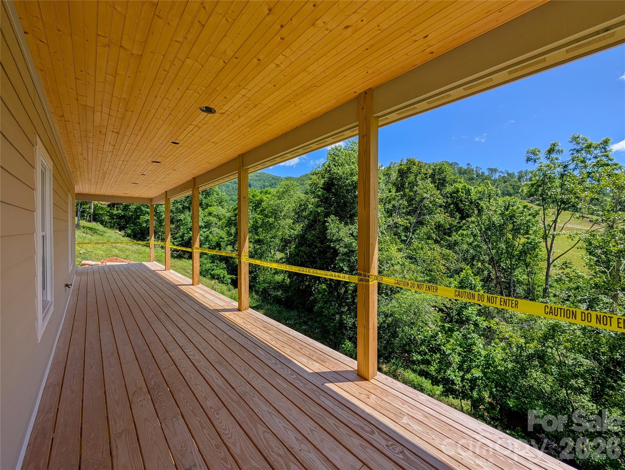 338 Majestic Mountain Drive — Burnsville