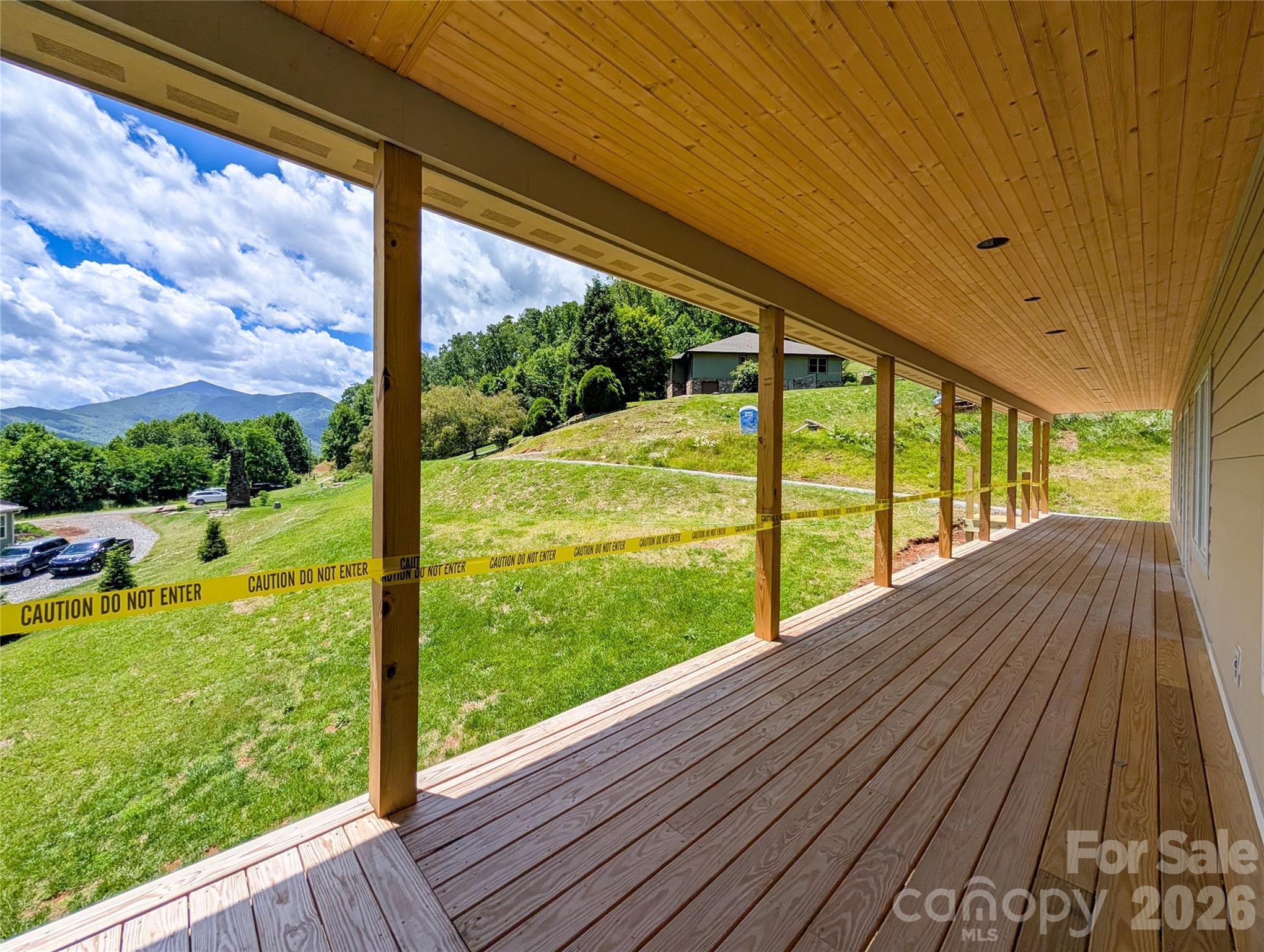 338 Majestic Mountain Drive — Burnsville