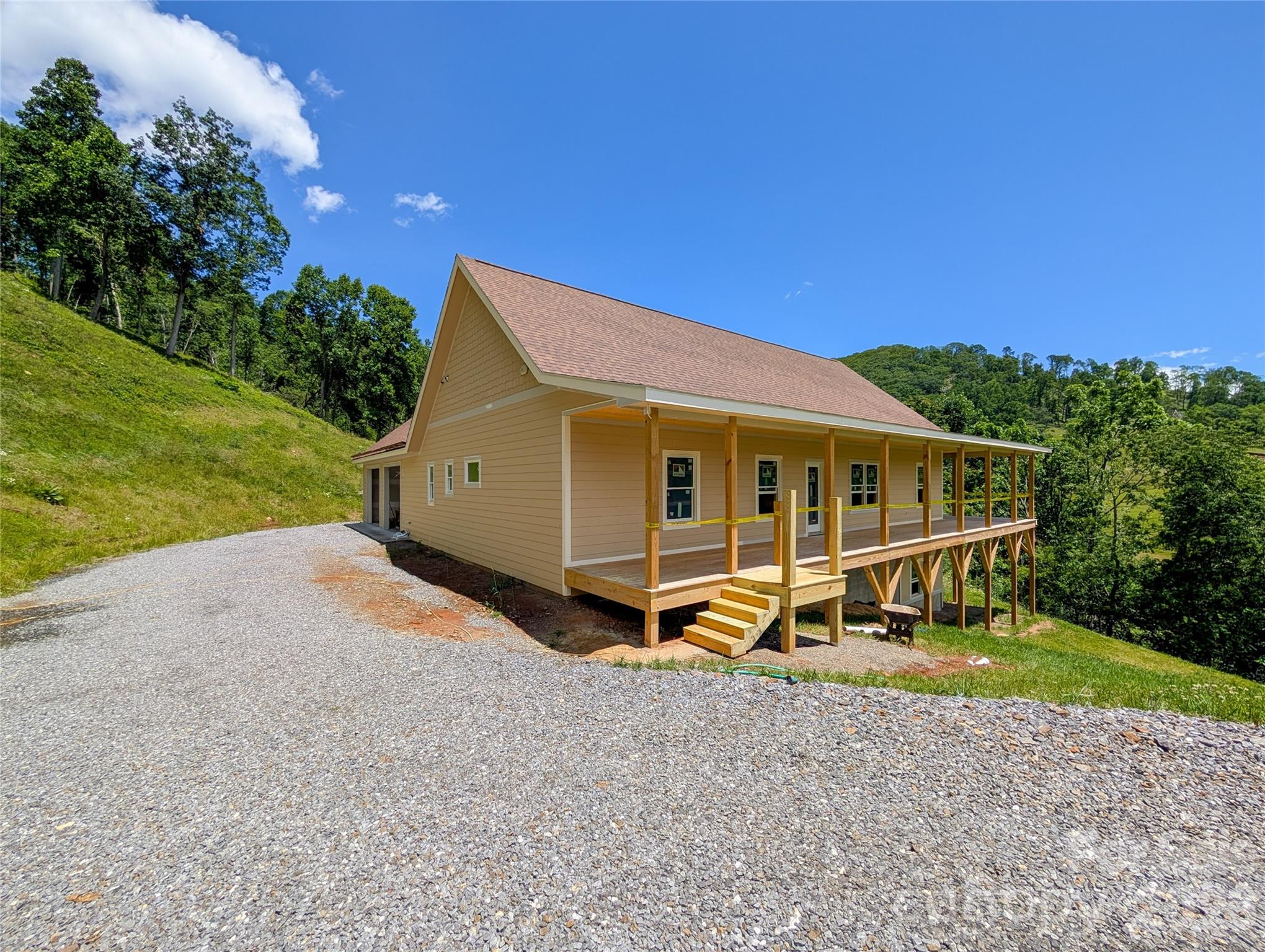 338 Majestic Mountain Drive — Burnsville