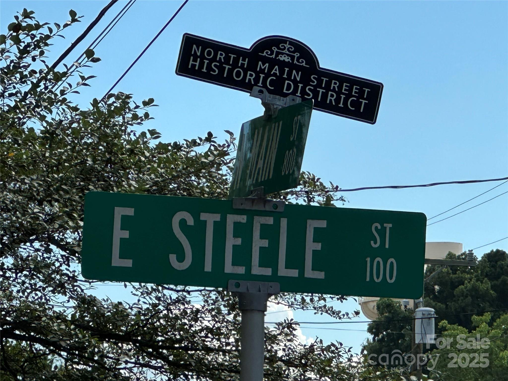 115 E Steele Street — Salisbury