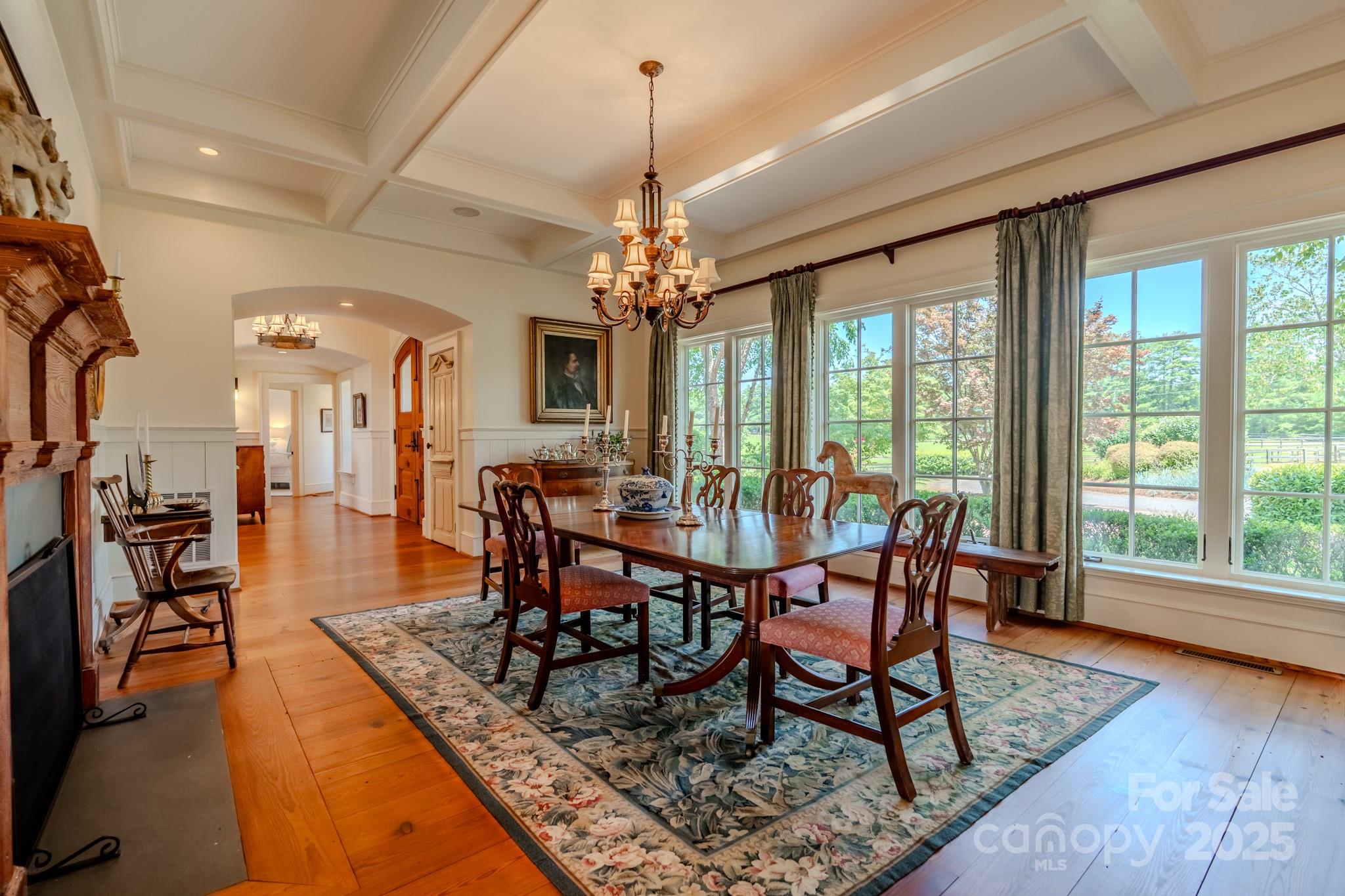 650 Golf Course Road — Columbus