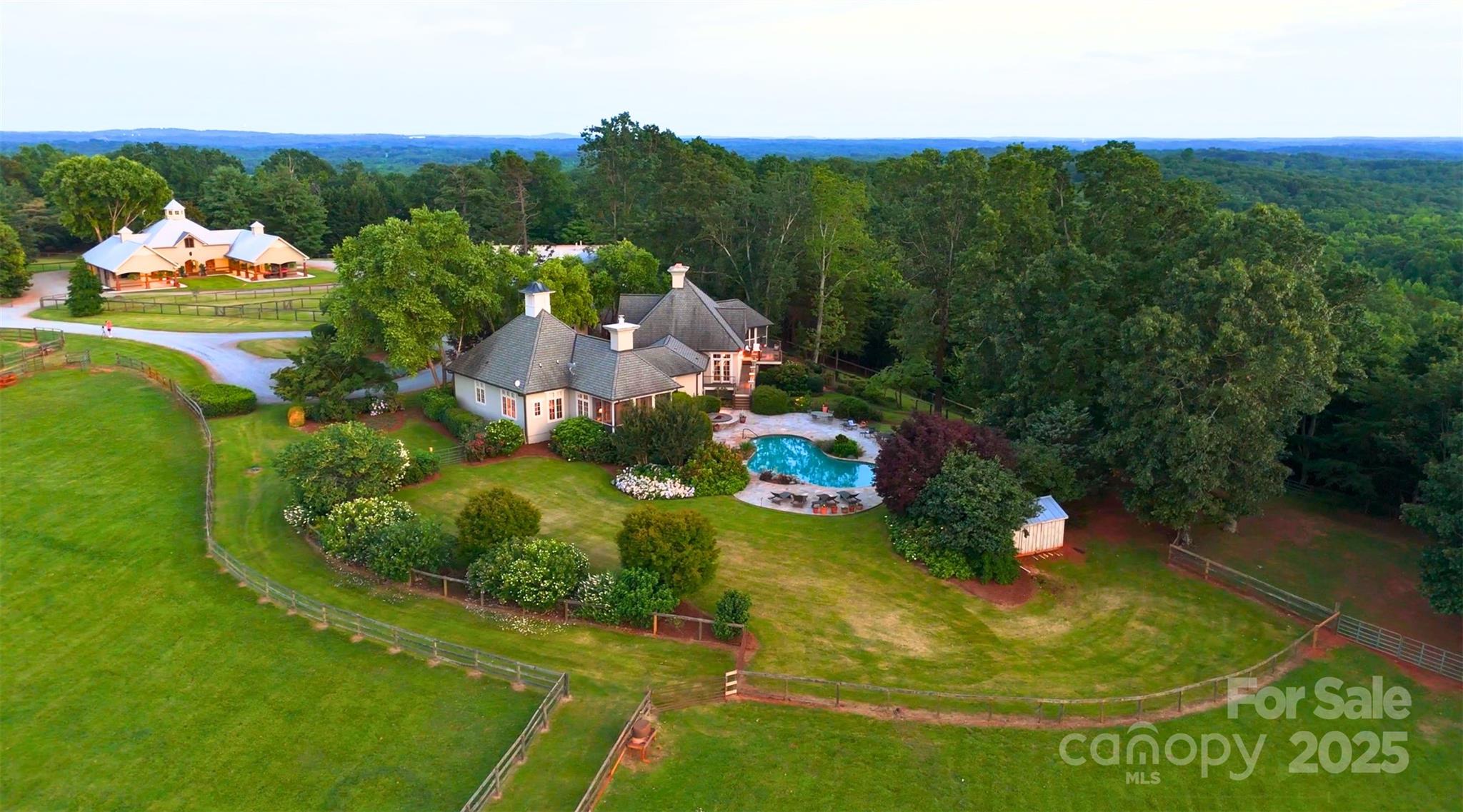 650 Golf Course Road — Columbus