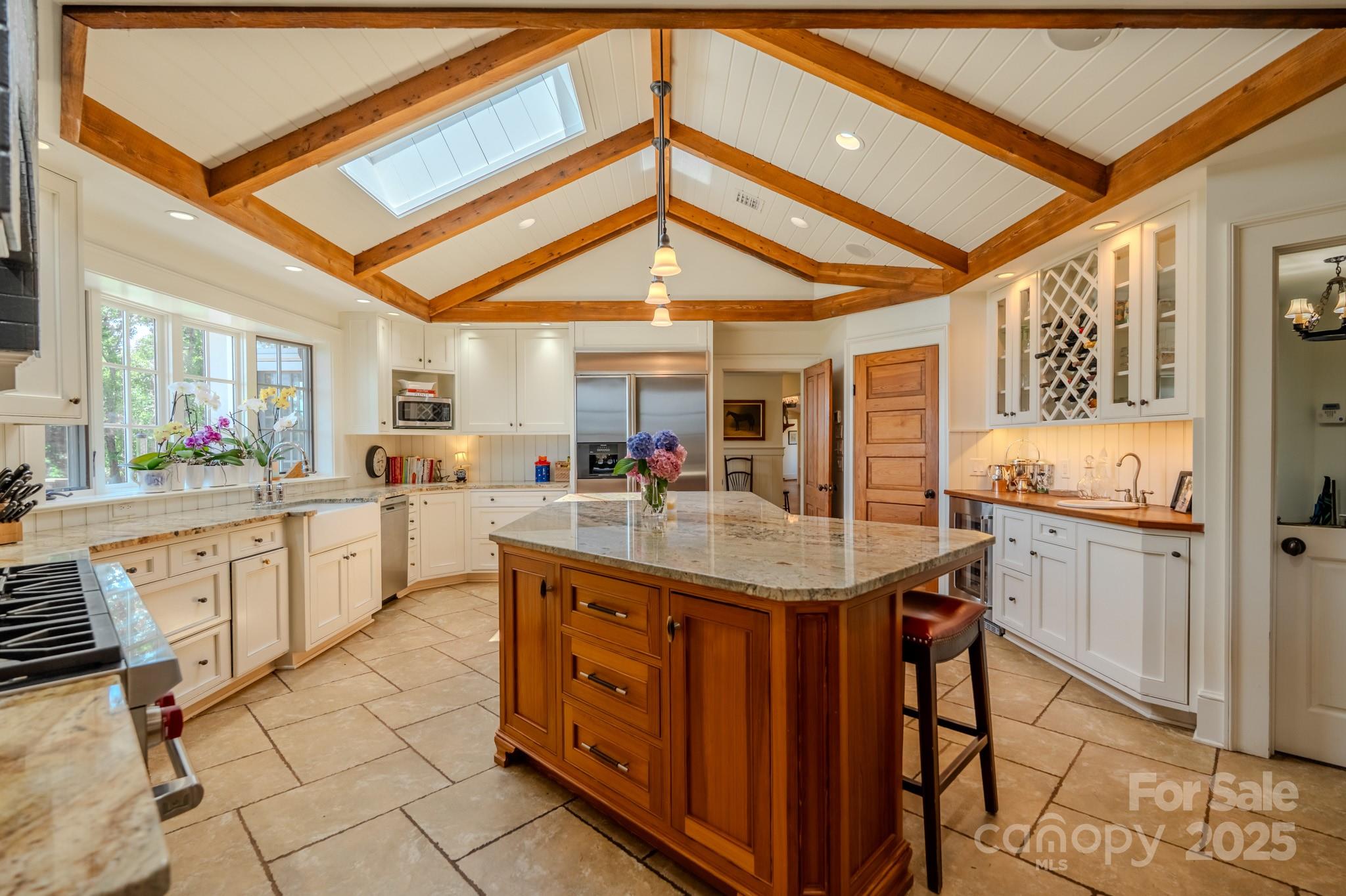 650 Golf Course Road — Columbus