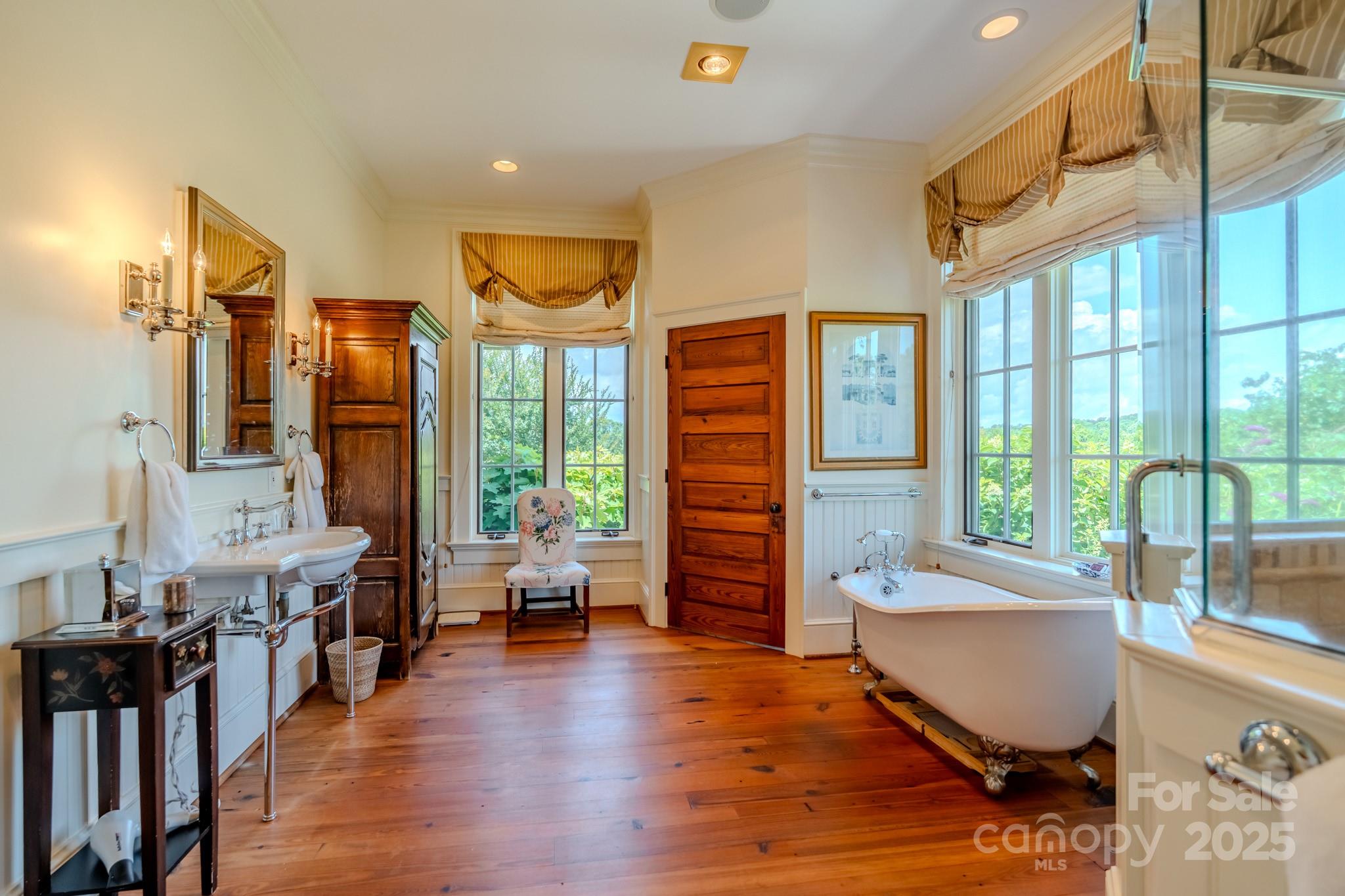650 Golf Course Road — Columbus