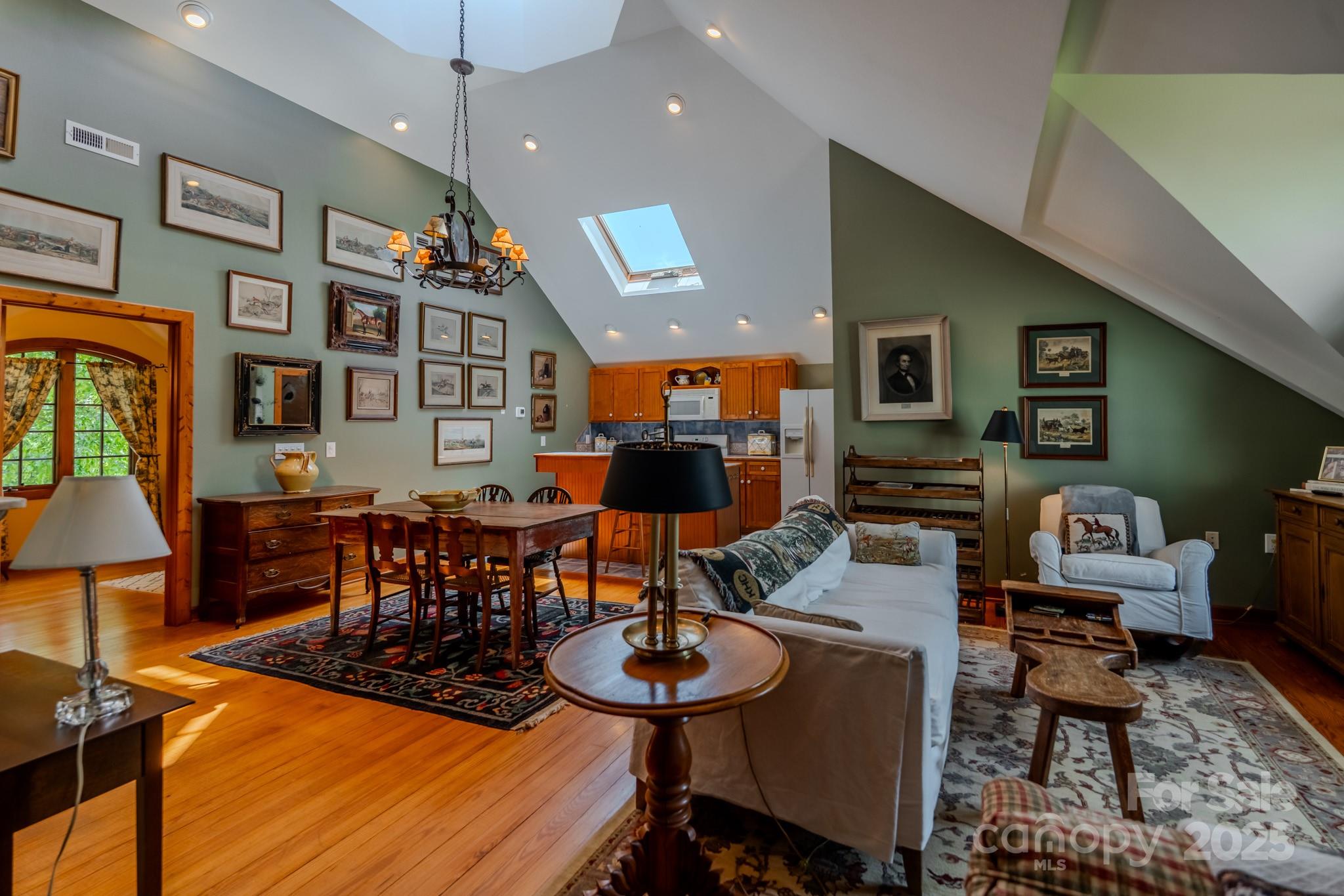 650 Golf Course Road — Columbus