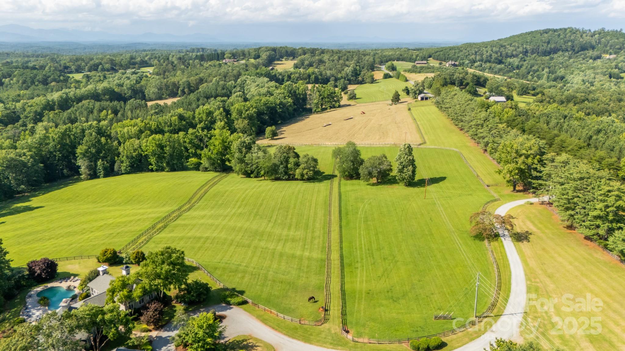 650 Golf Course Road — Columbus