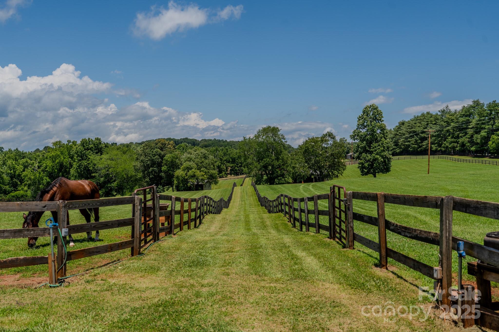 650 Golf Course Road — Columbus