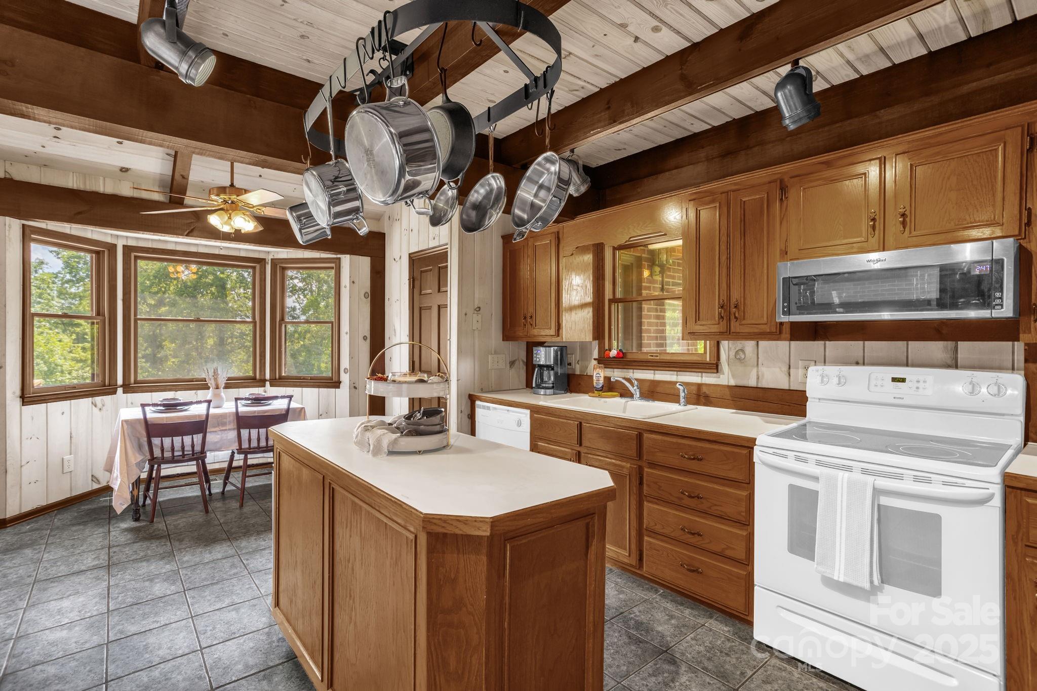781 Freemantown Road — Rutherfordton