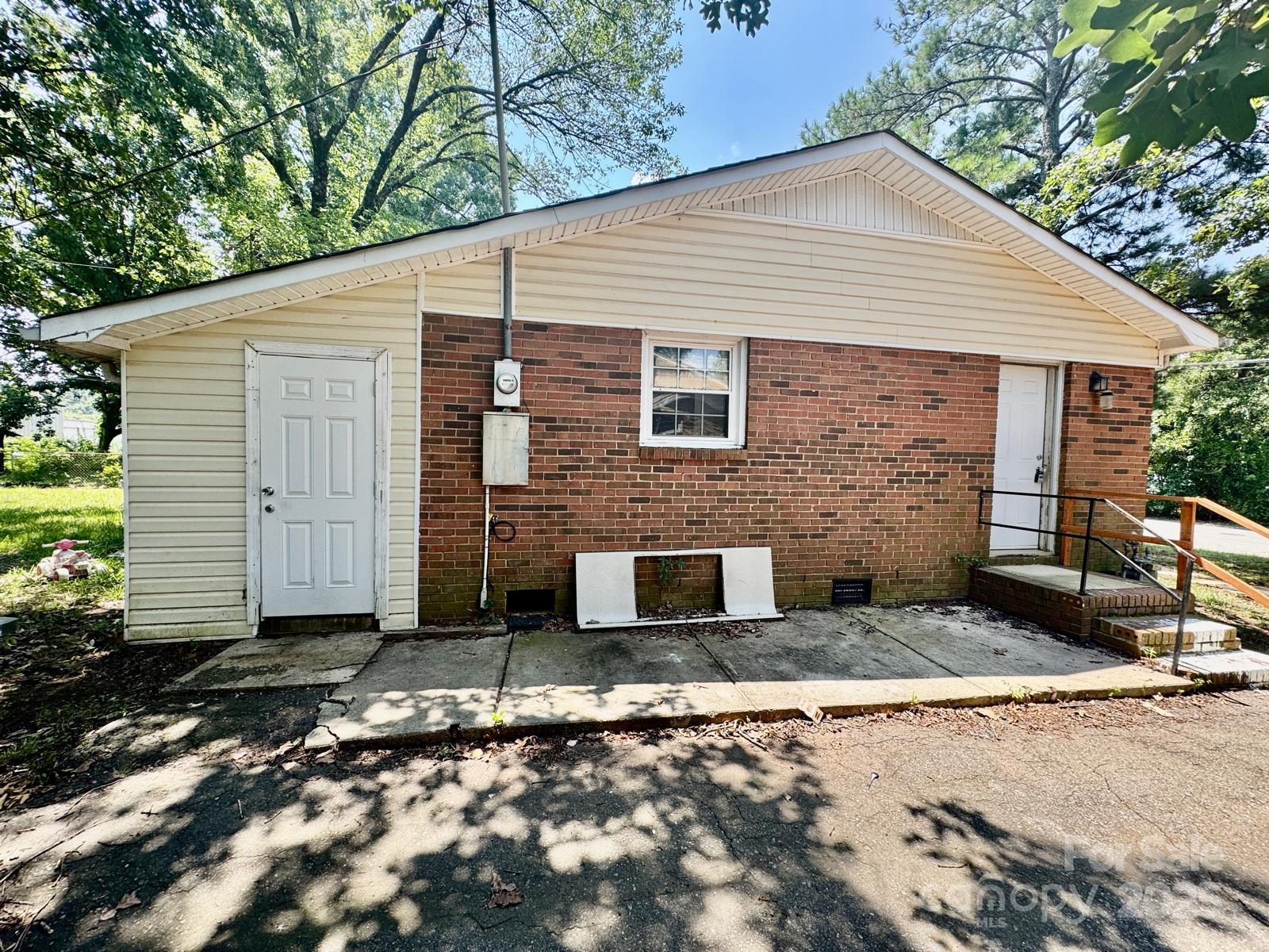 1025 S Jones Avenue Extension — Rock Hill