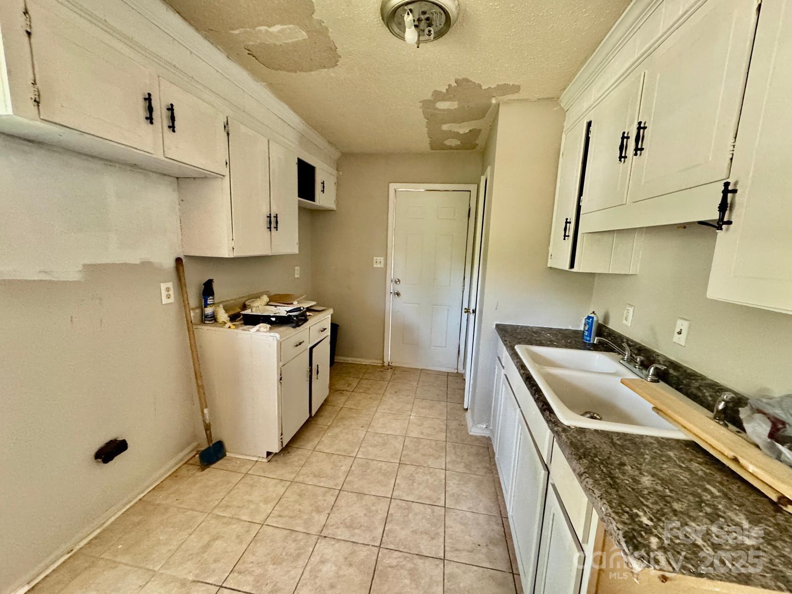 1025 S Jones Avenue Extension — Rock Hill