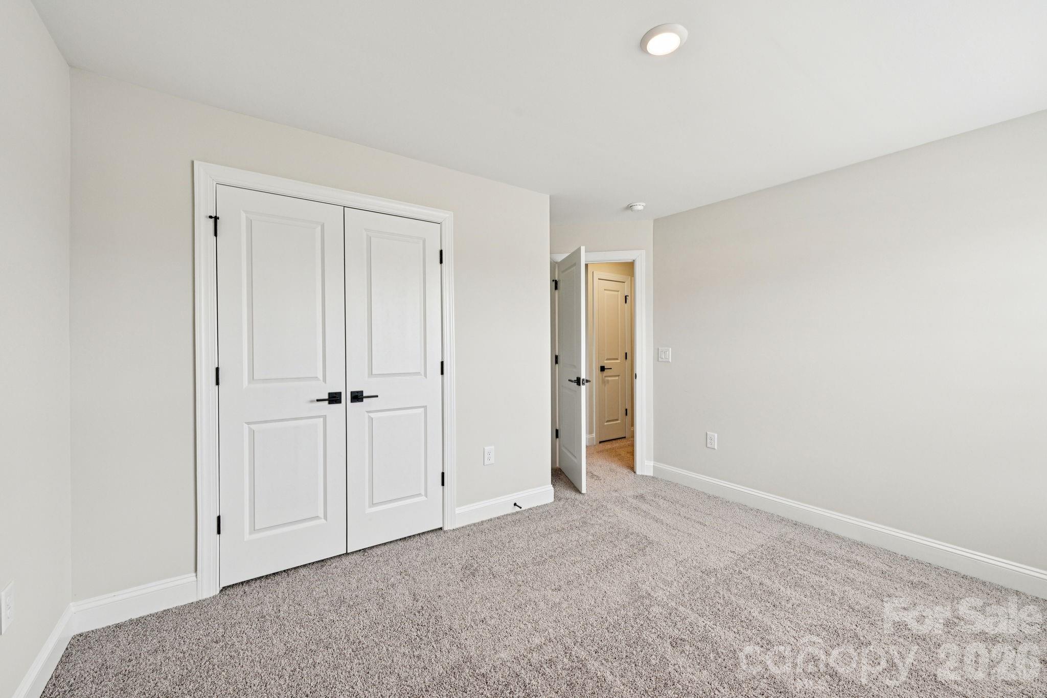 109 Rills Crossing Way — Troutman