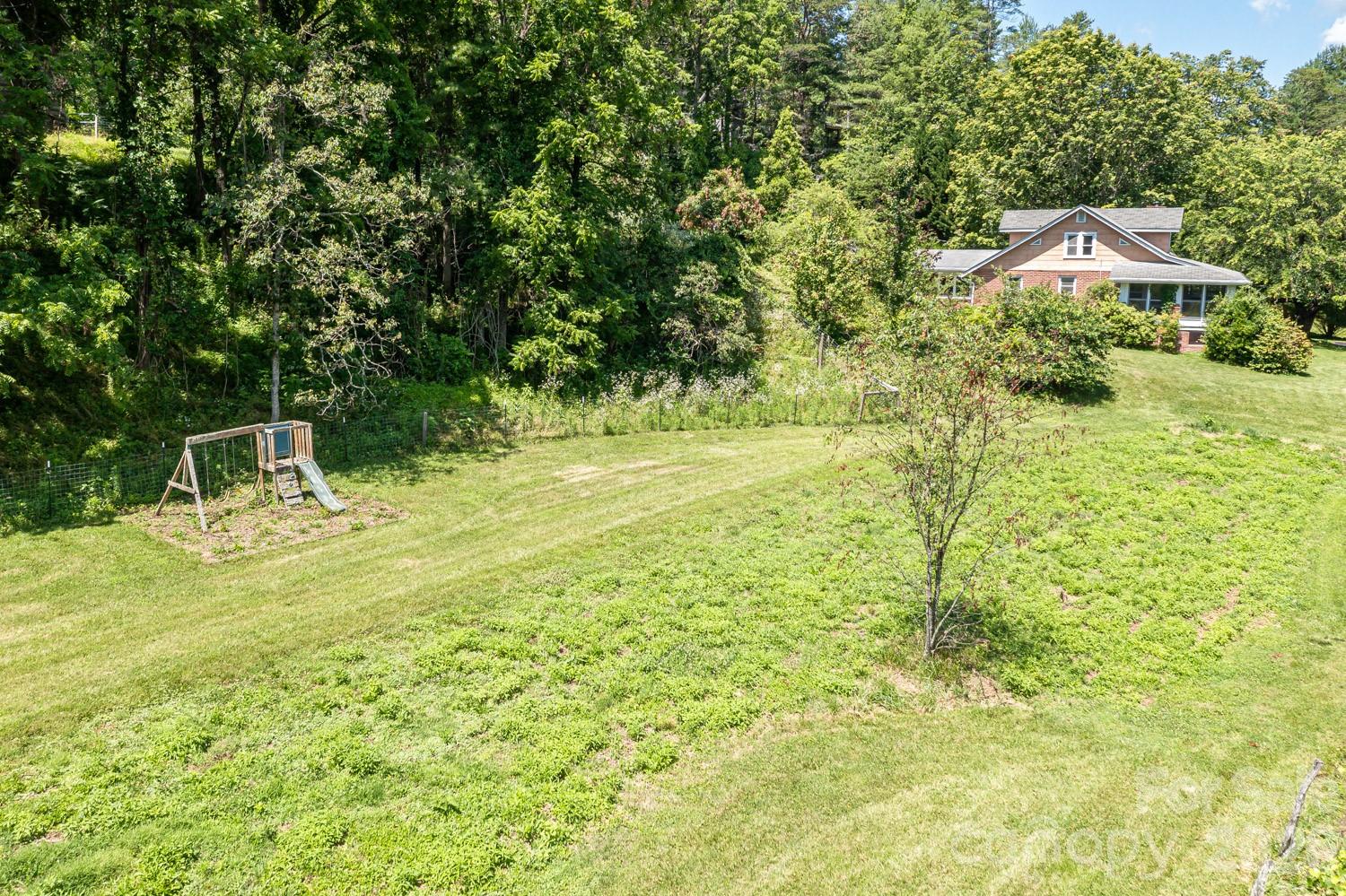 160 Mclean Road — Weaverville