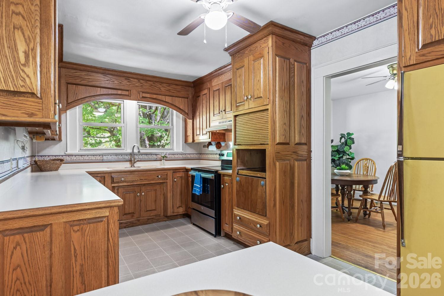 160 Mclean Road — Weaverville