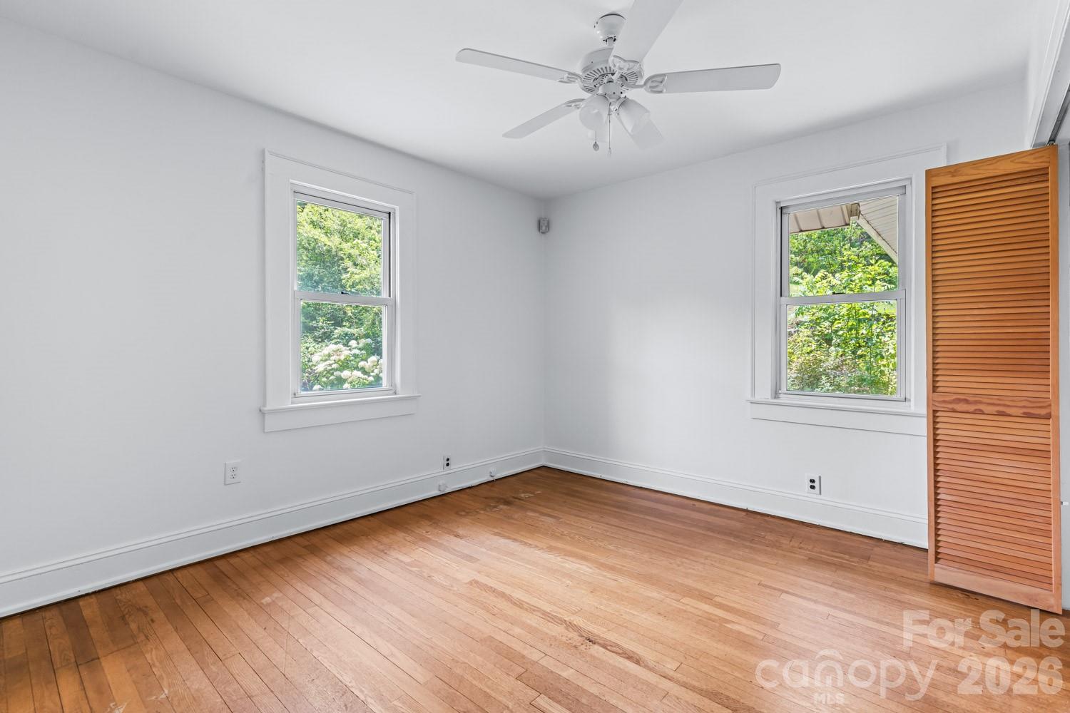 160 Mclean Road — Weaverville