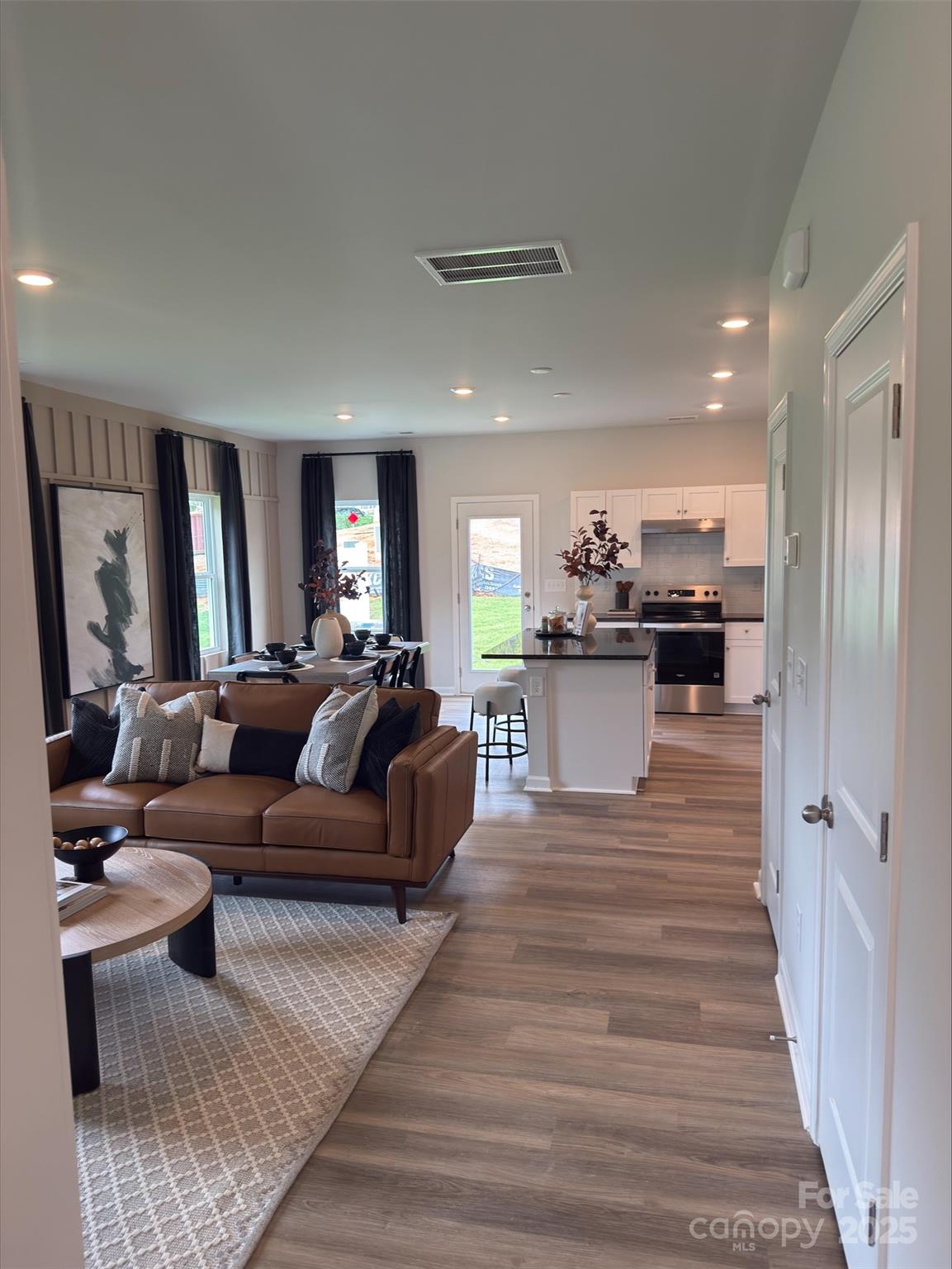4537 Green Drake Drive — Charlotte
