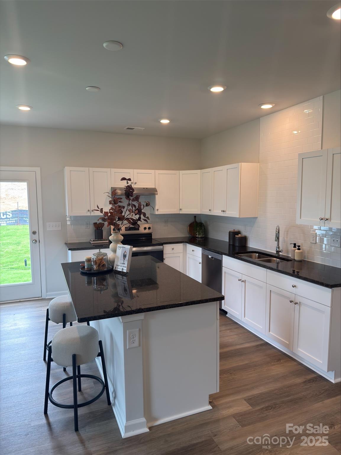 4537 Green Drake Drive — Charlotte
