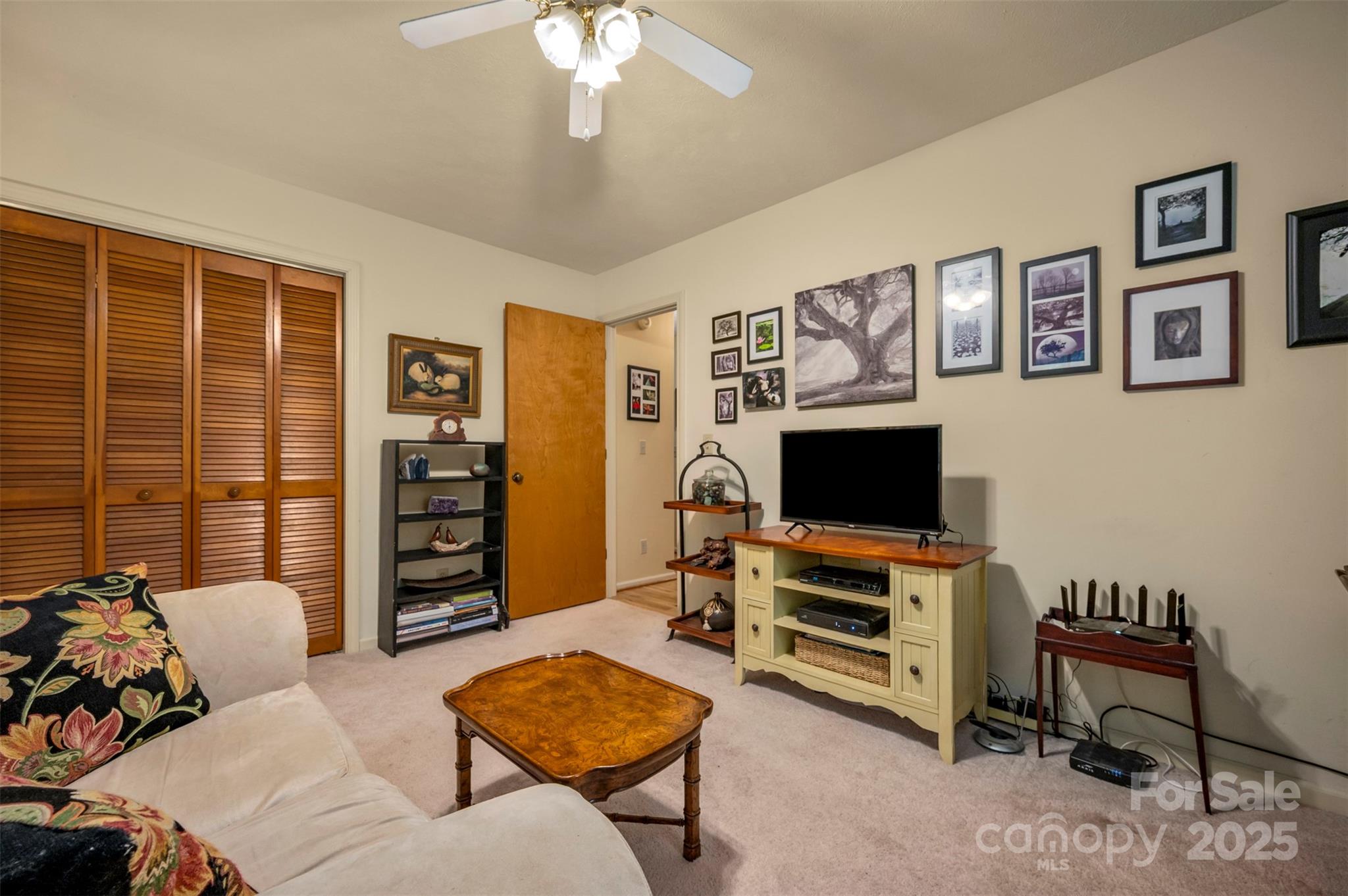 144 Beechwood Drive — Columbus