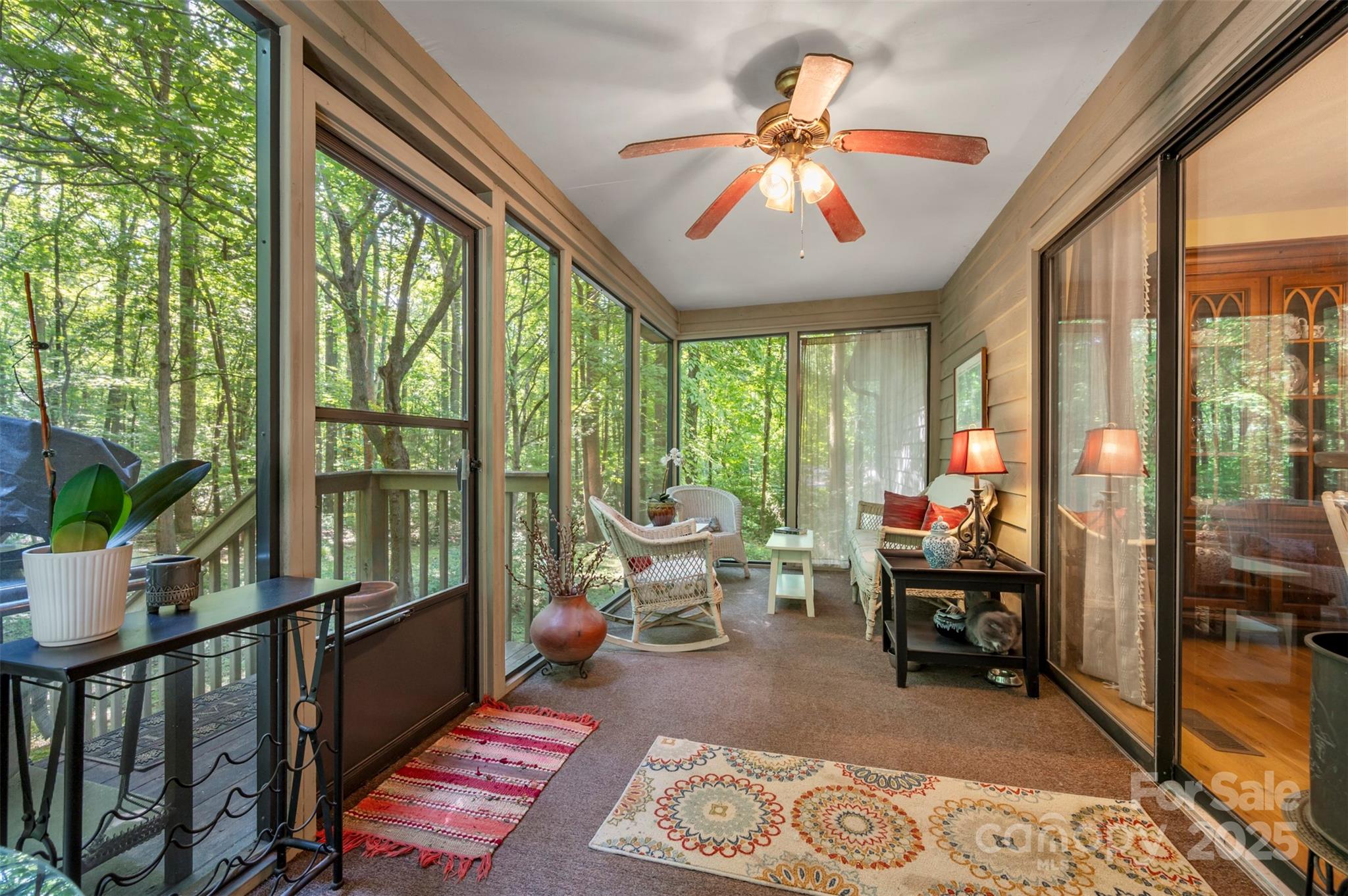144 Beechwood Drive — Columbus