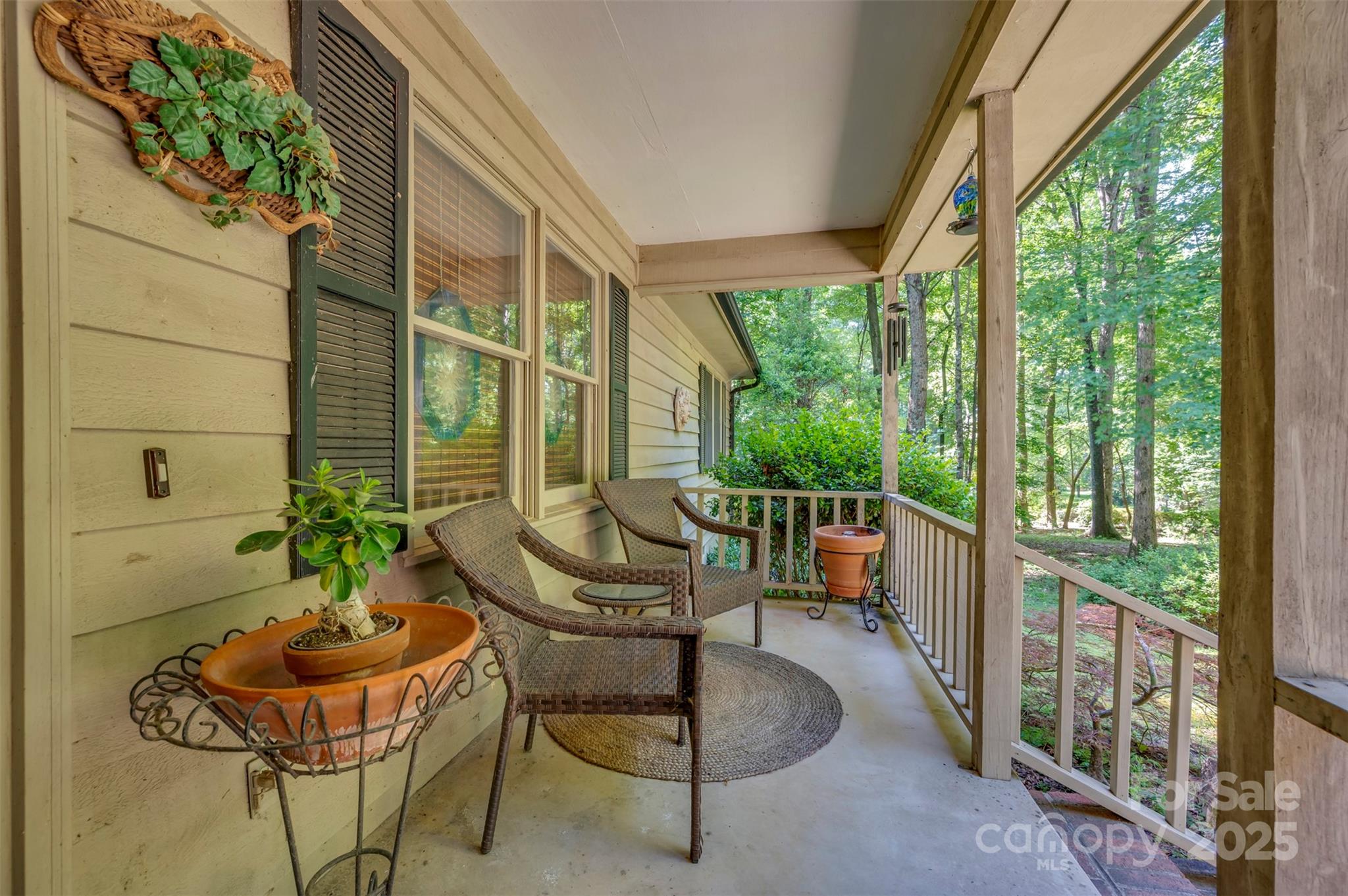 144 Beechwood Drive — Columbus