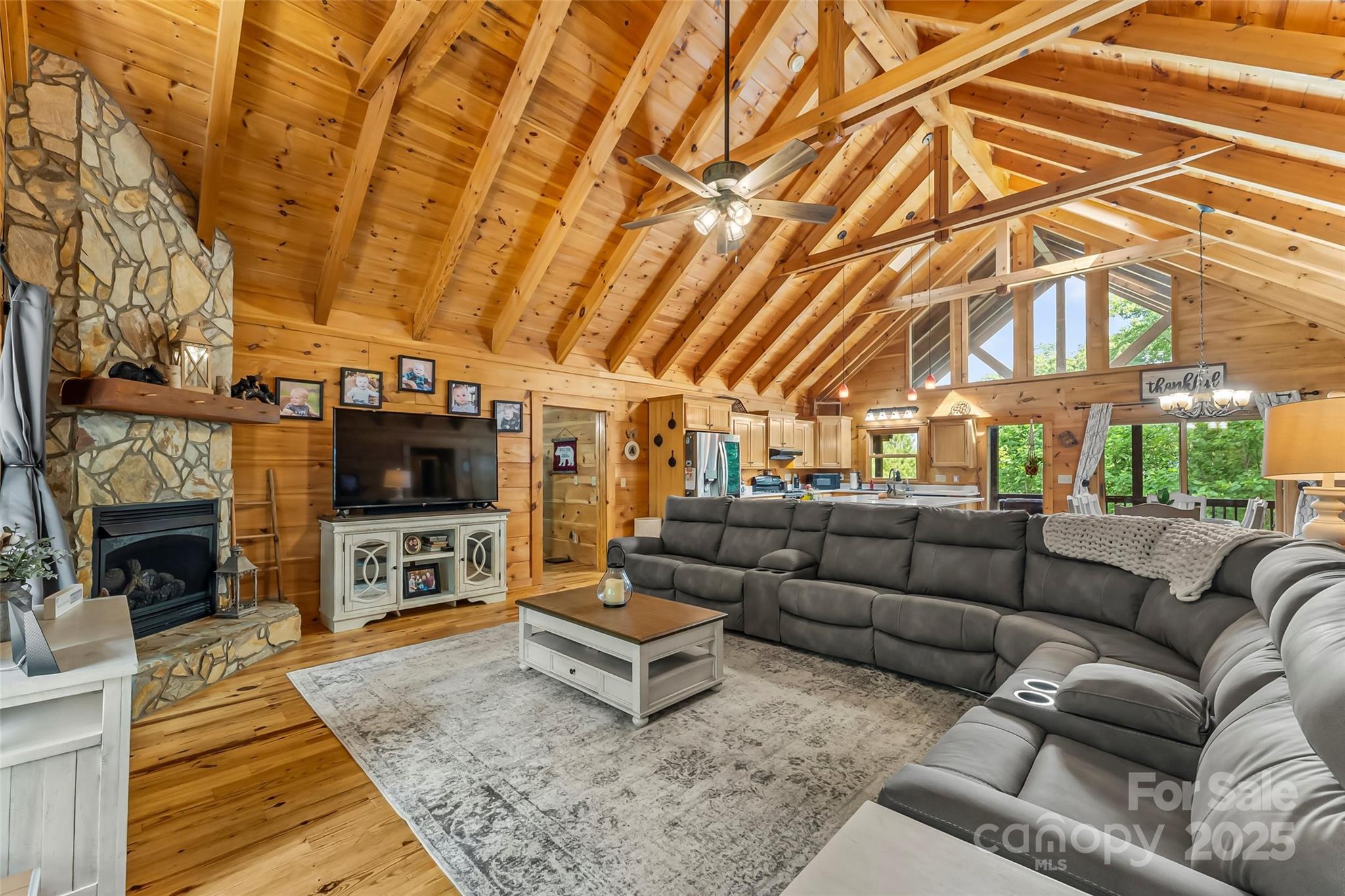 279 Outback Trail — Nebo