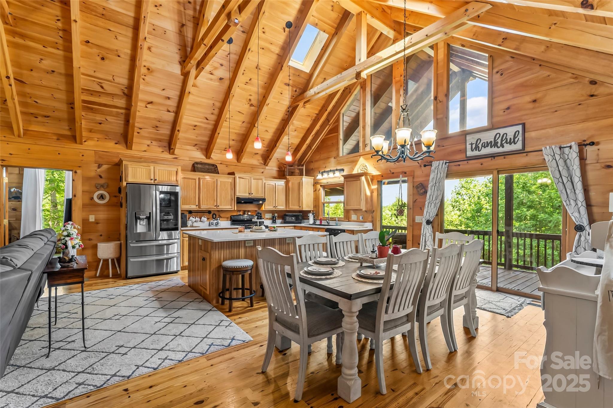 279 Outback Trail — Nebo
