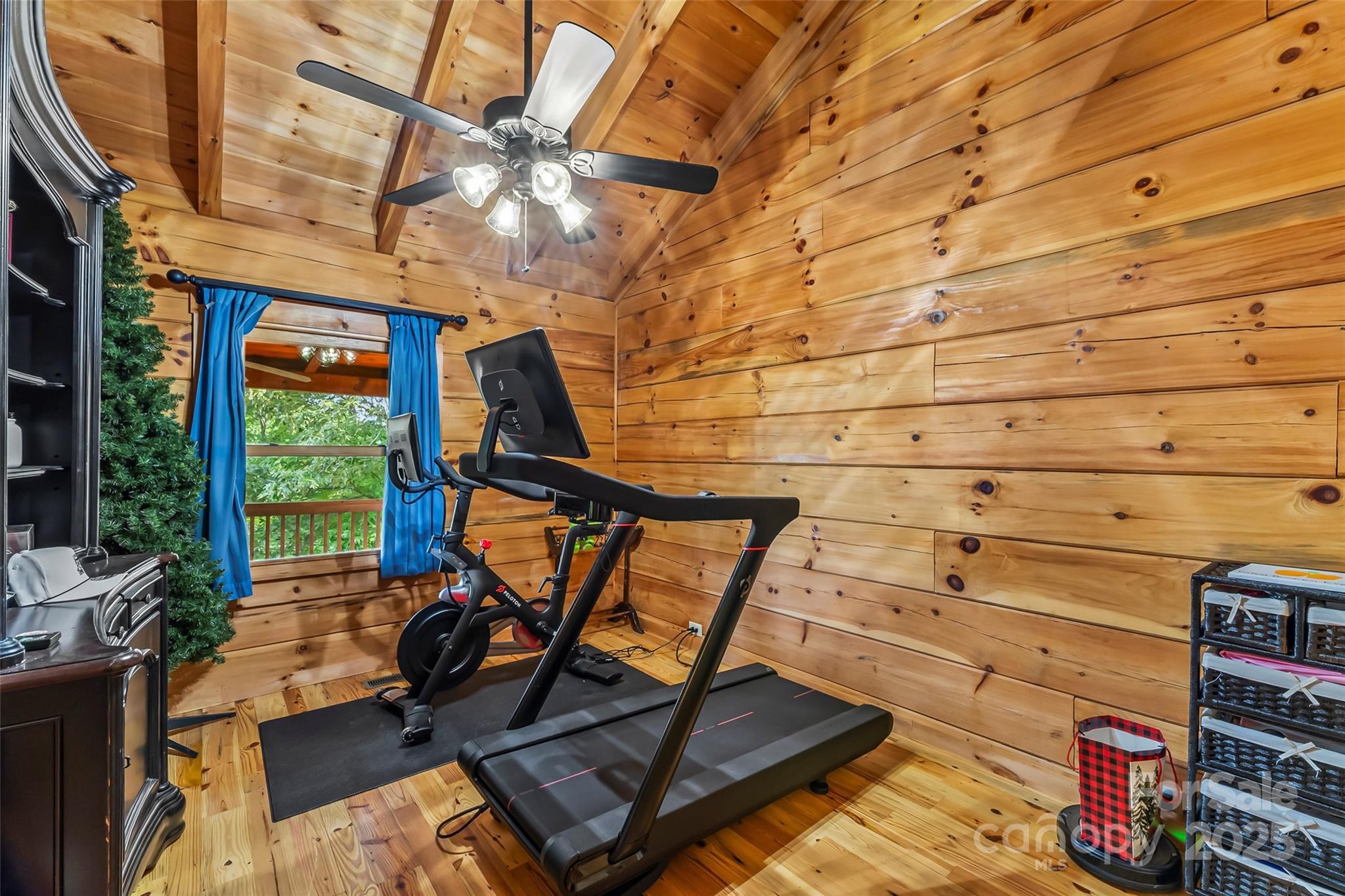 279 Outback Trail — Nebo