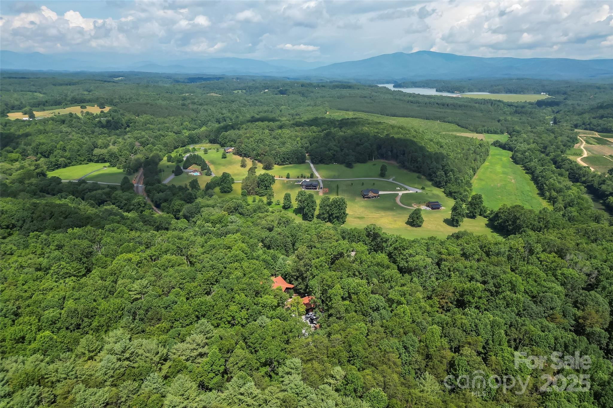 279 Outback Trail — Nebo