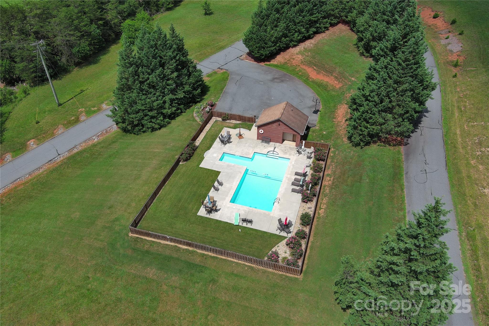 279 Outback Trail — Nebo